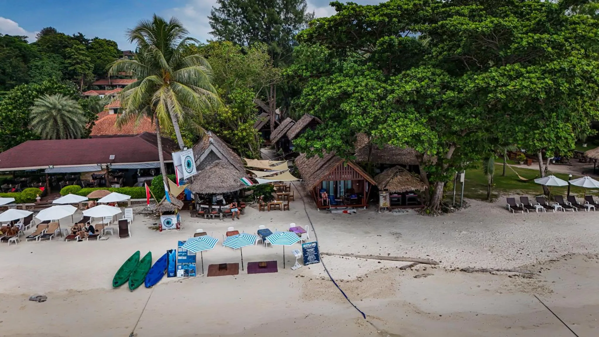 Canoeing in Forra Pattaya Sea View Bungalow
