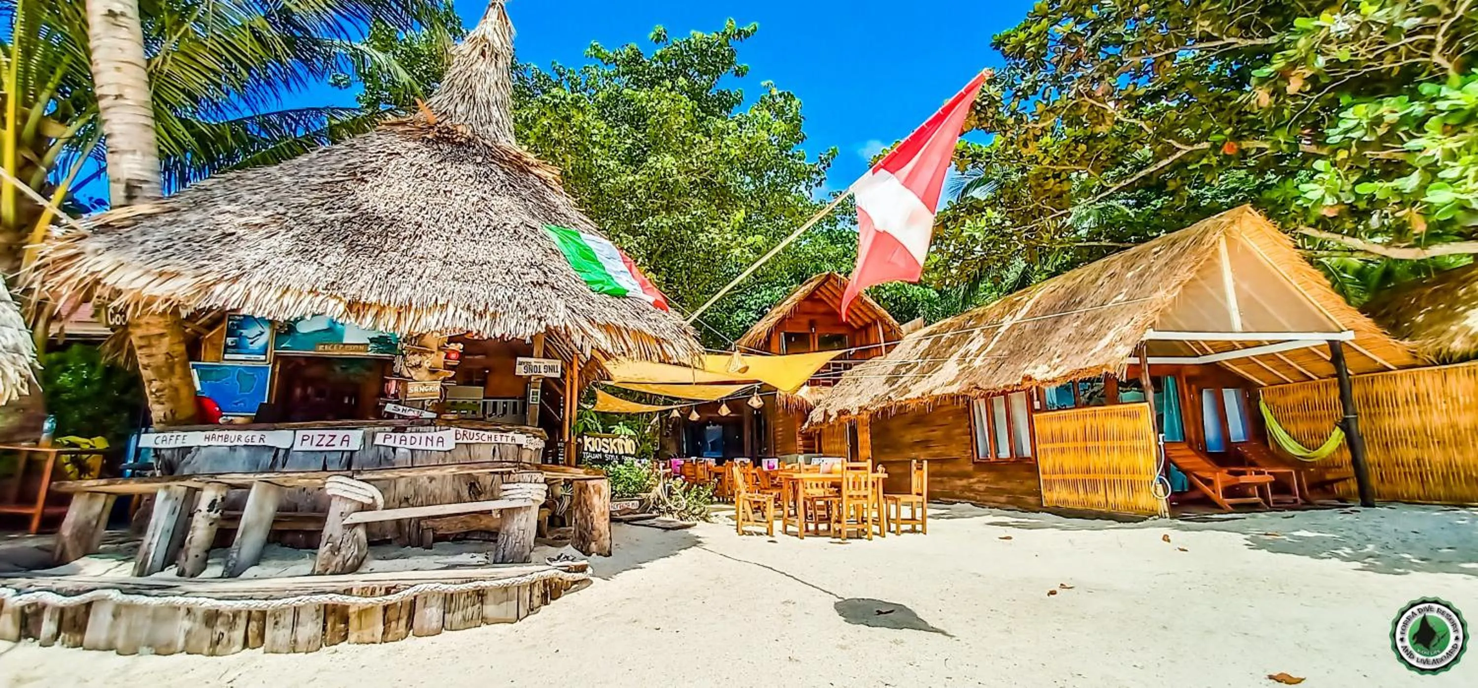 Restaurant/places to eat in Forra Pattaya Sea View Bungalow