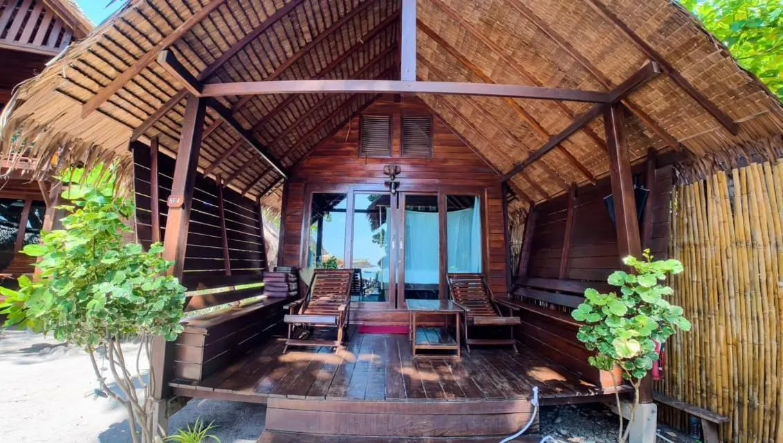 Forra Pattaya Sea View Bungalow