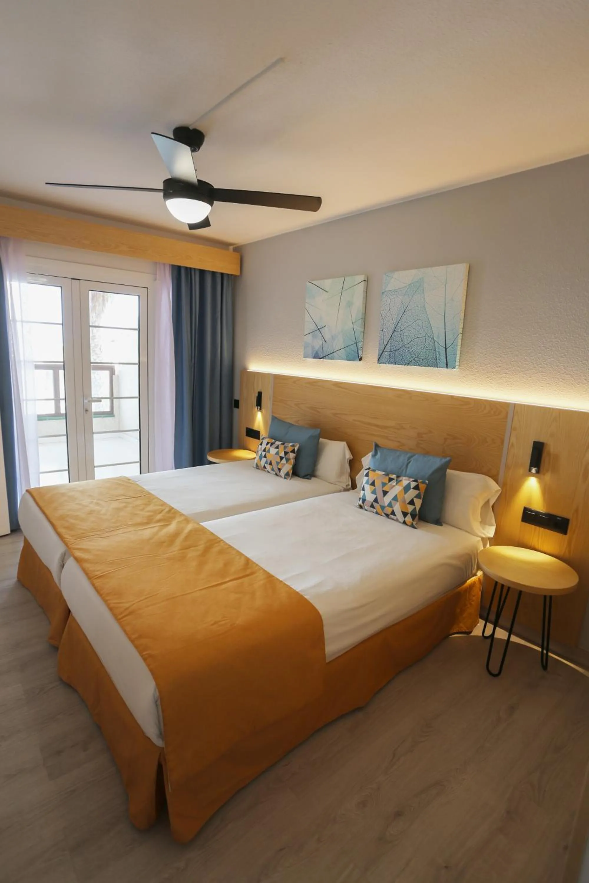 Bed in Hotel-Apartamentos Andorra