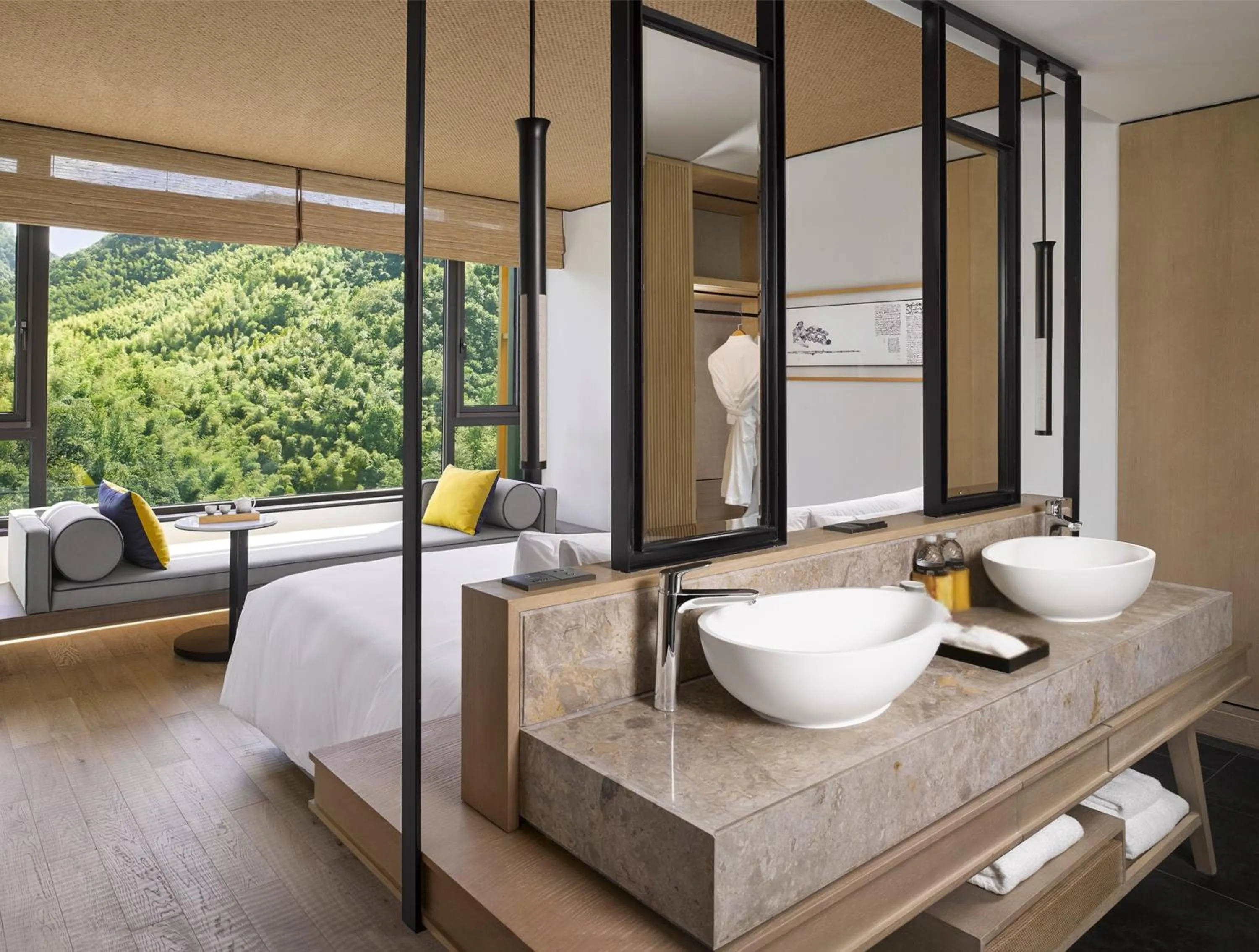 Photo of the whole room in AHN LAN Ninghai