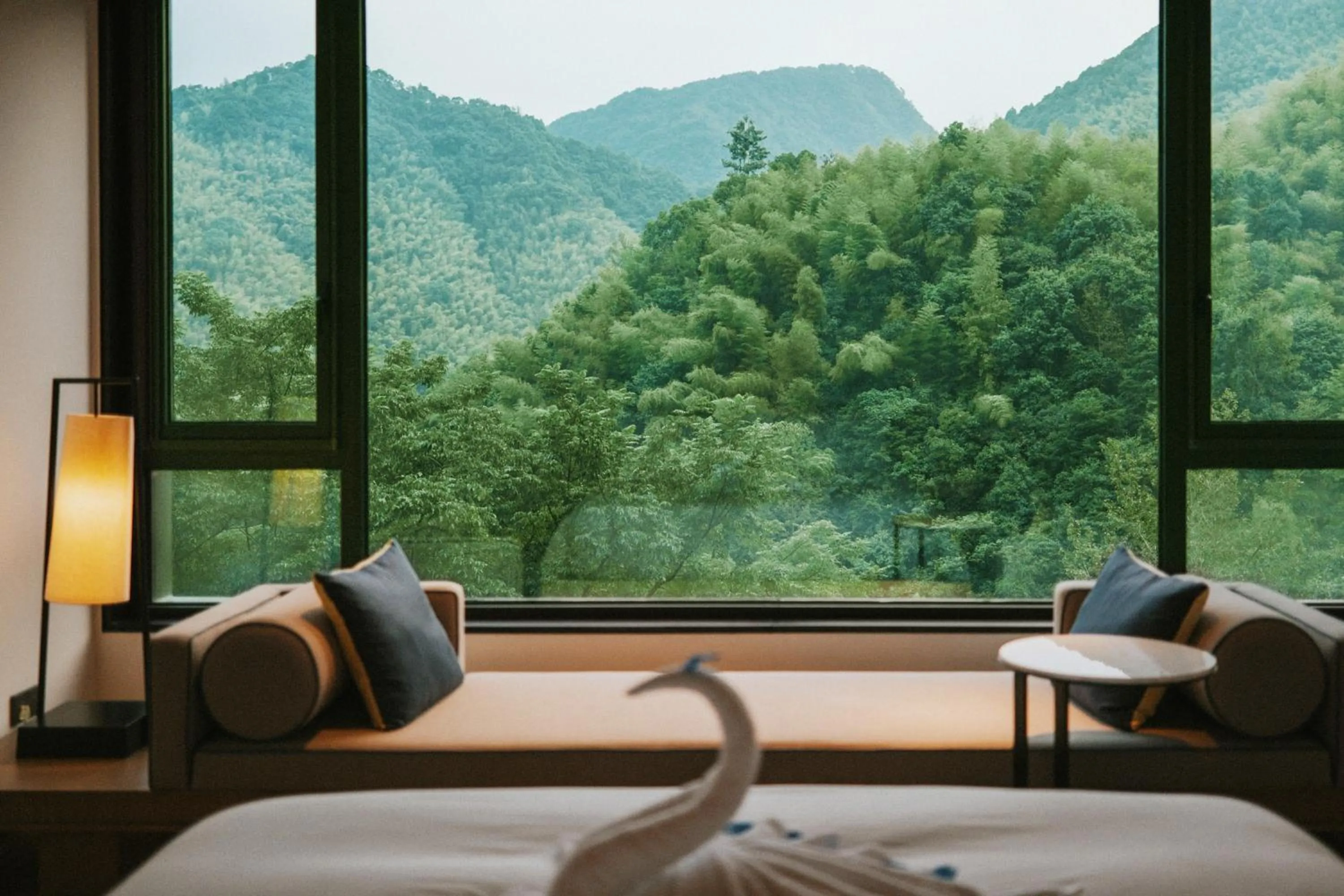 Photo of the whole room in AHN LAN Ninghai