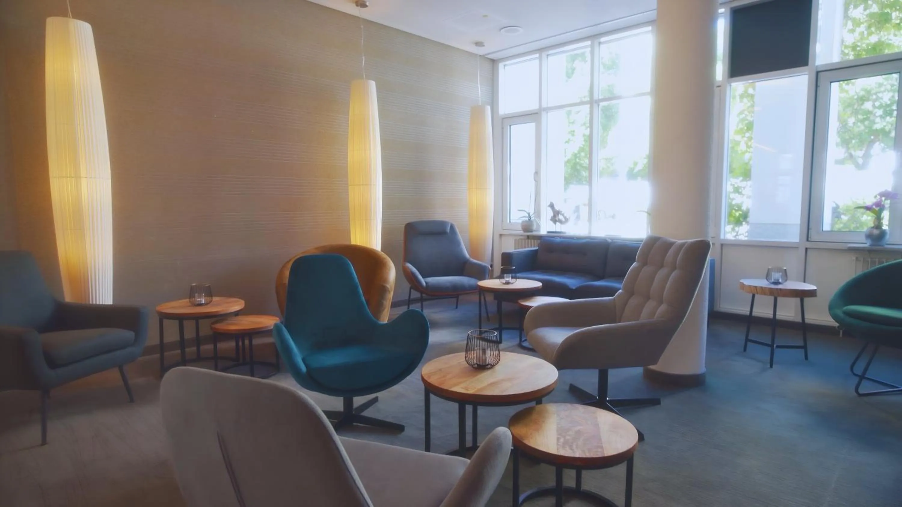 Lounge or bar in Hotel Raphael im Allgäu