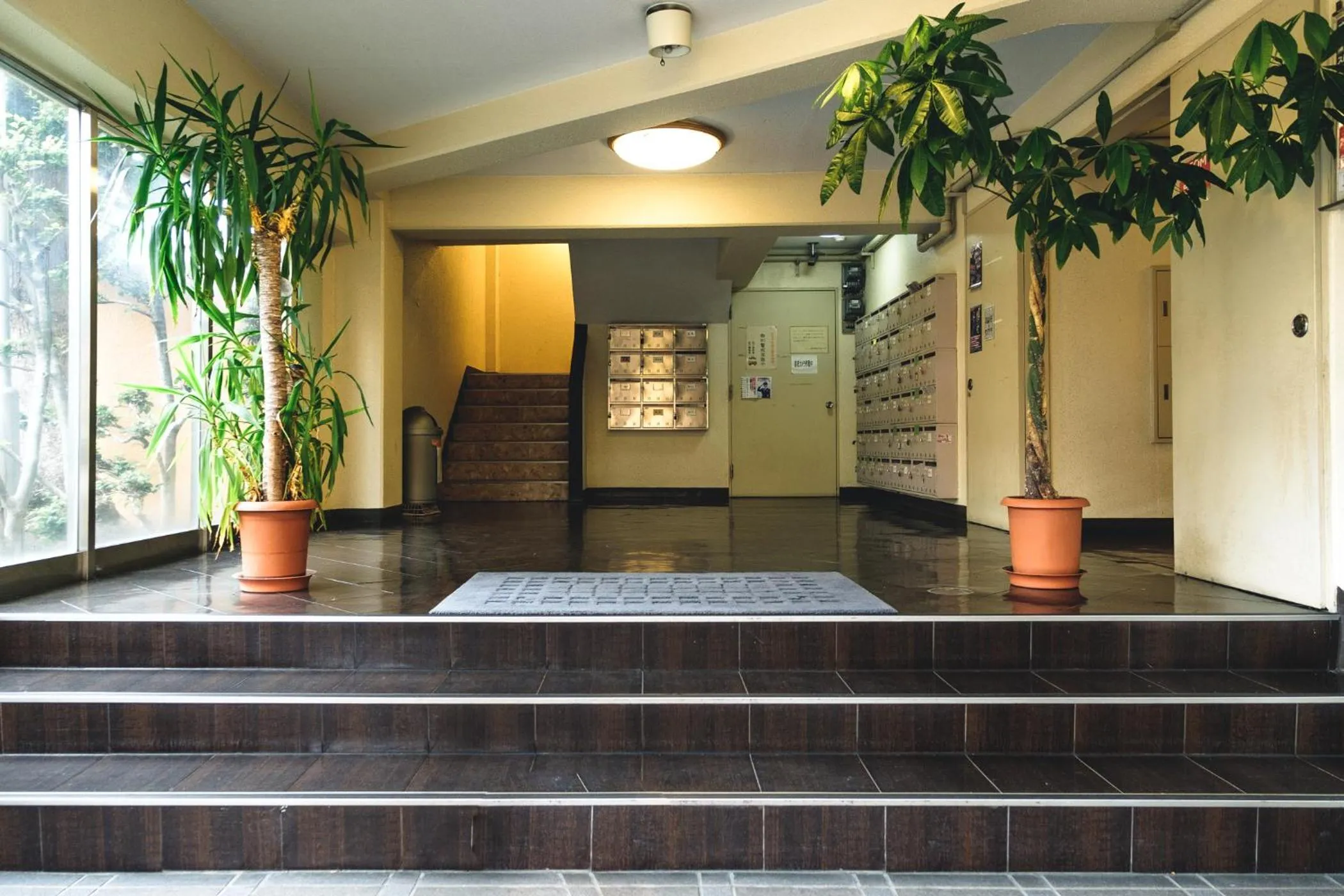 Facade/entrance in Rose Heights -vacation rental-