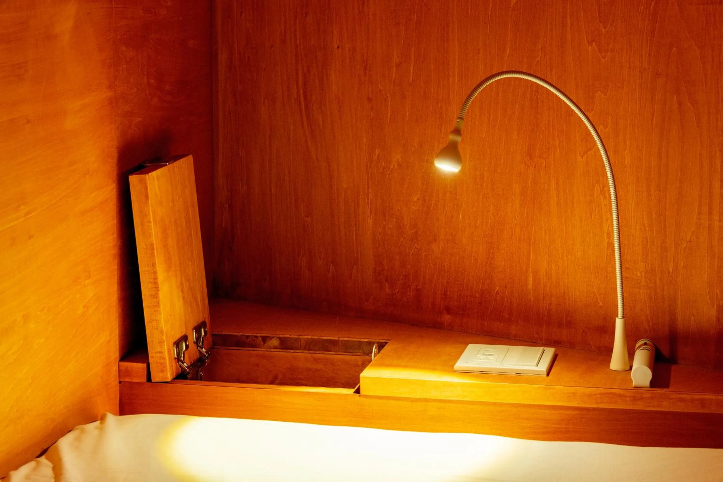 Decorative detail in plat hostel keikyu asakusa karin