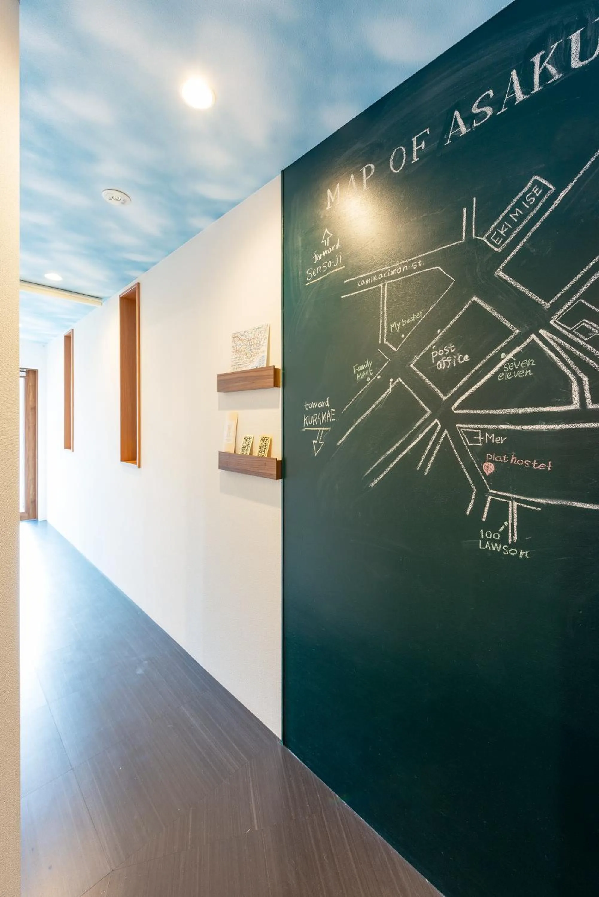 Decorative detail in plat hostel keikyu asakusa karin