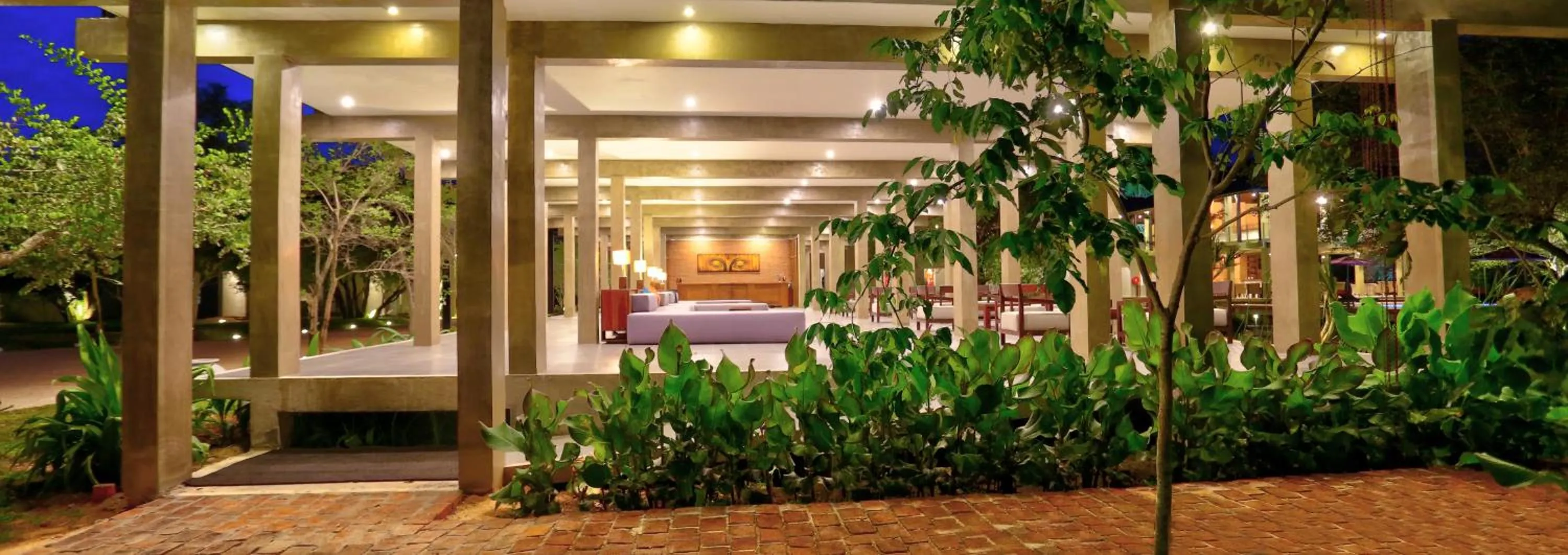 Tropical Life Resort and Spa