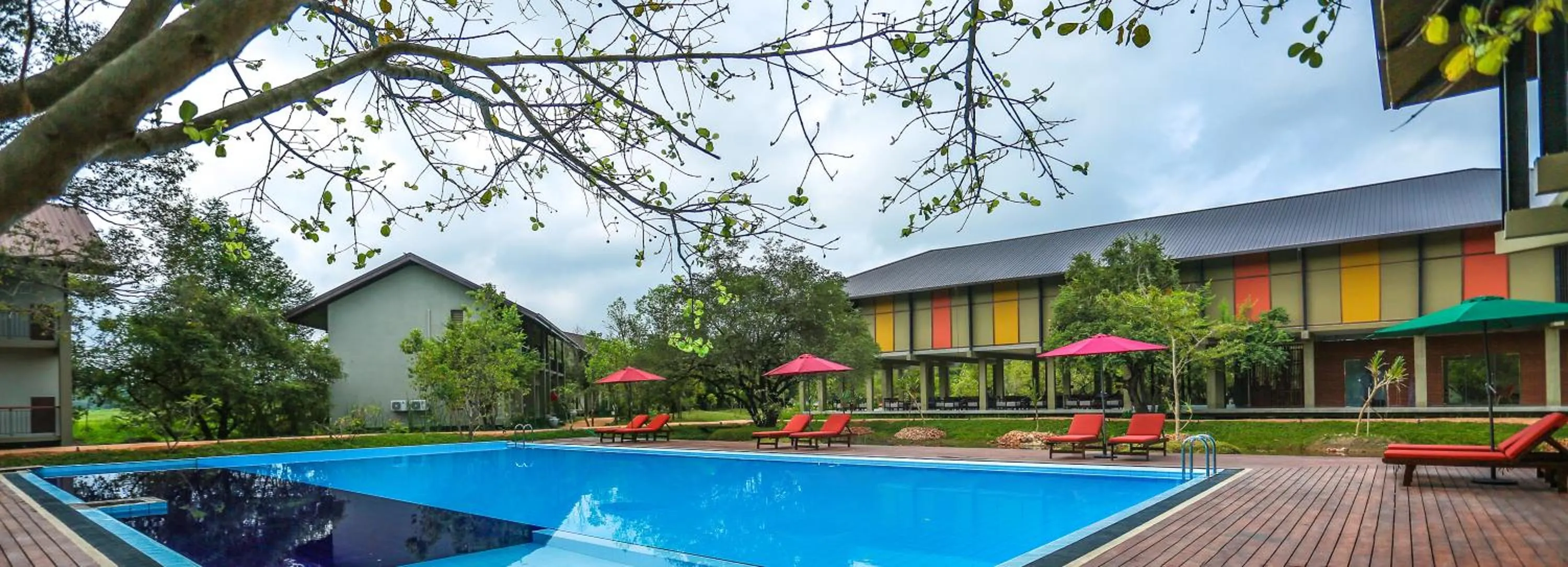 Tropical Life Resort and Spa