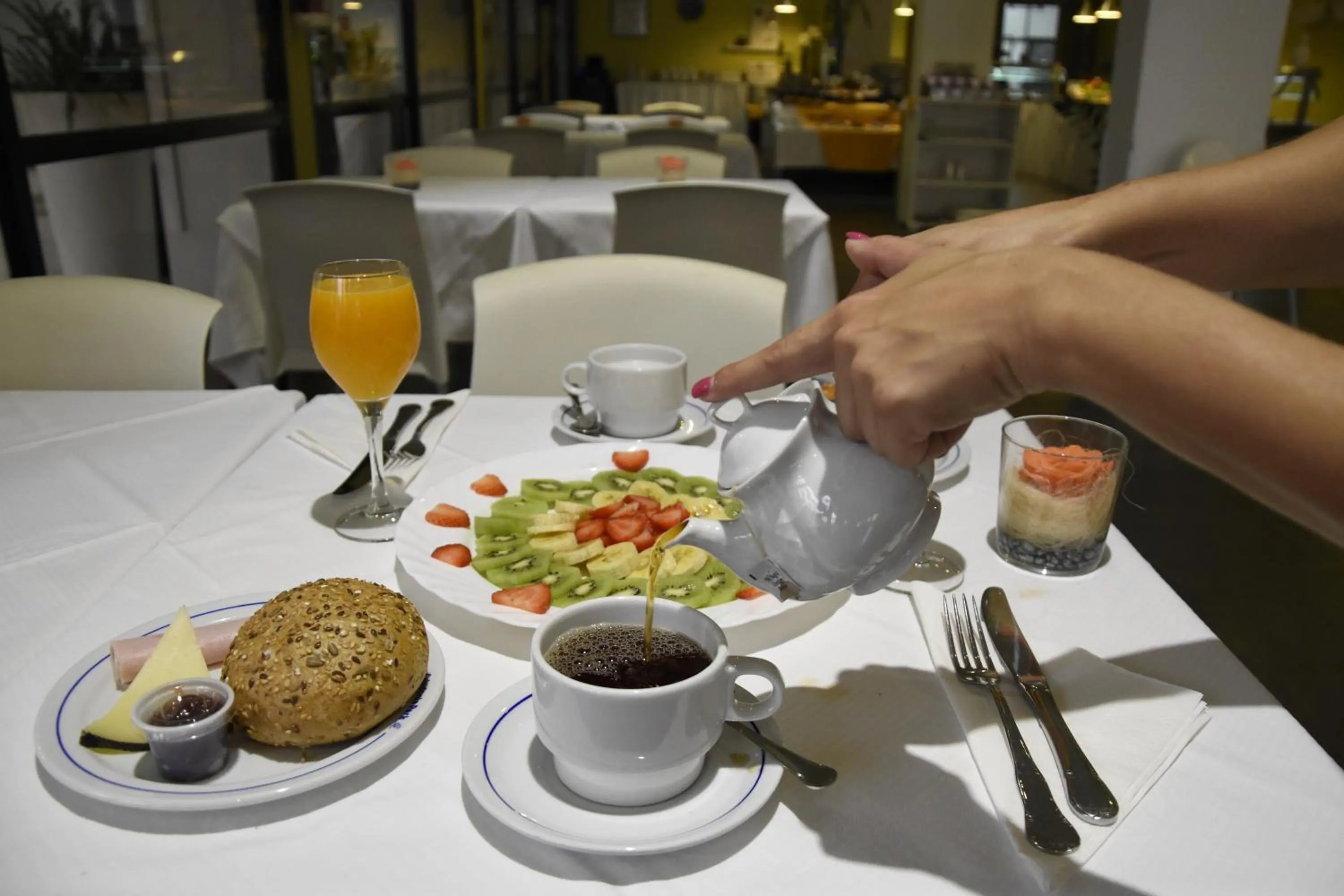 Breakfast in Udalla Park - Hotel & Apartamentos