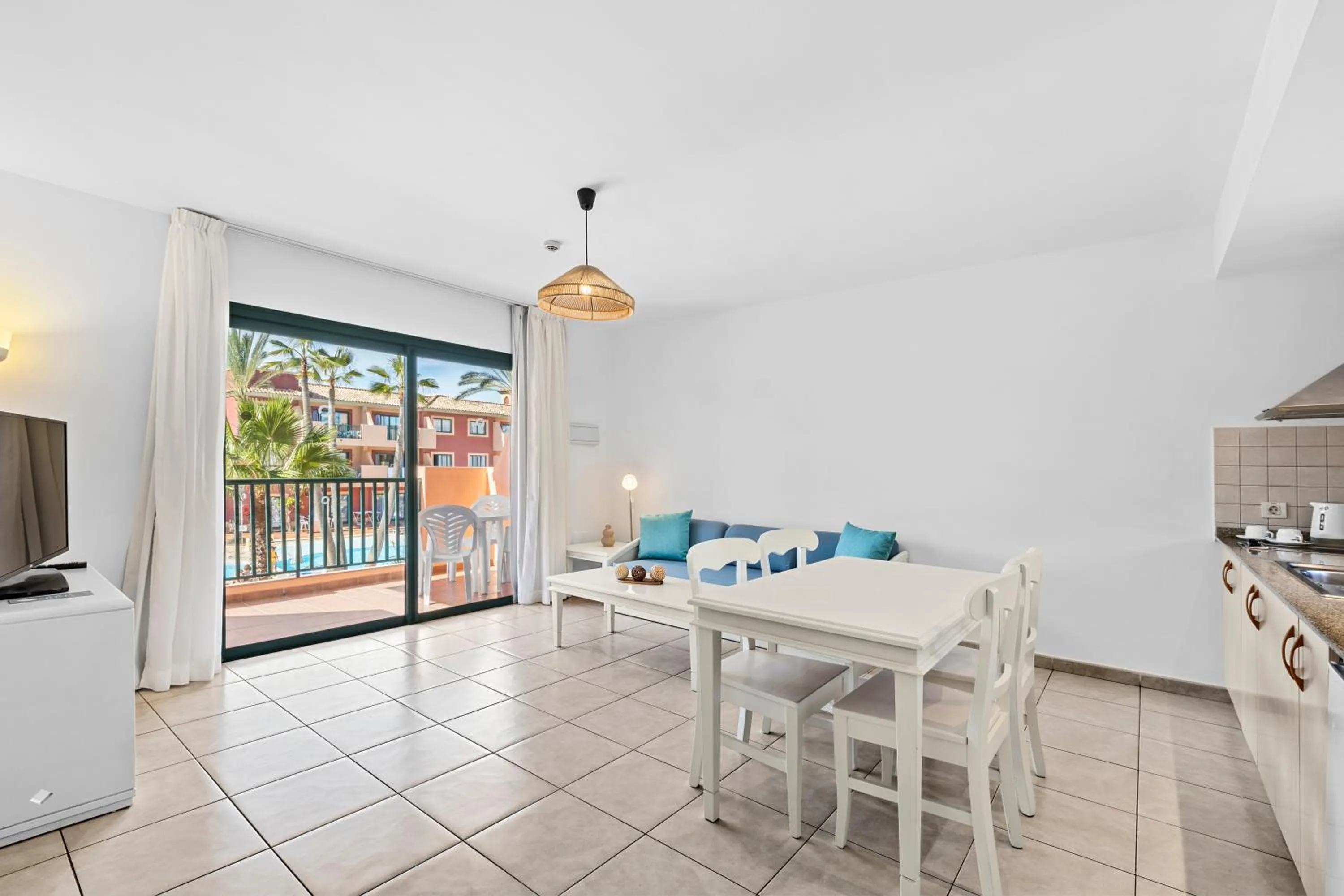 Kitchen or kitchenette in BLUESEA Aloe Corralejo