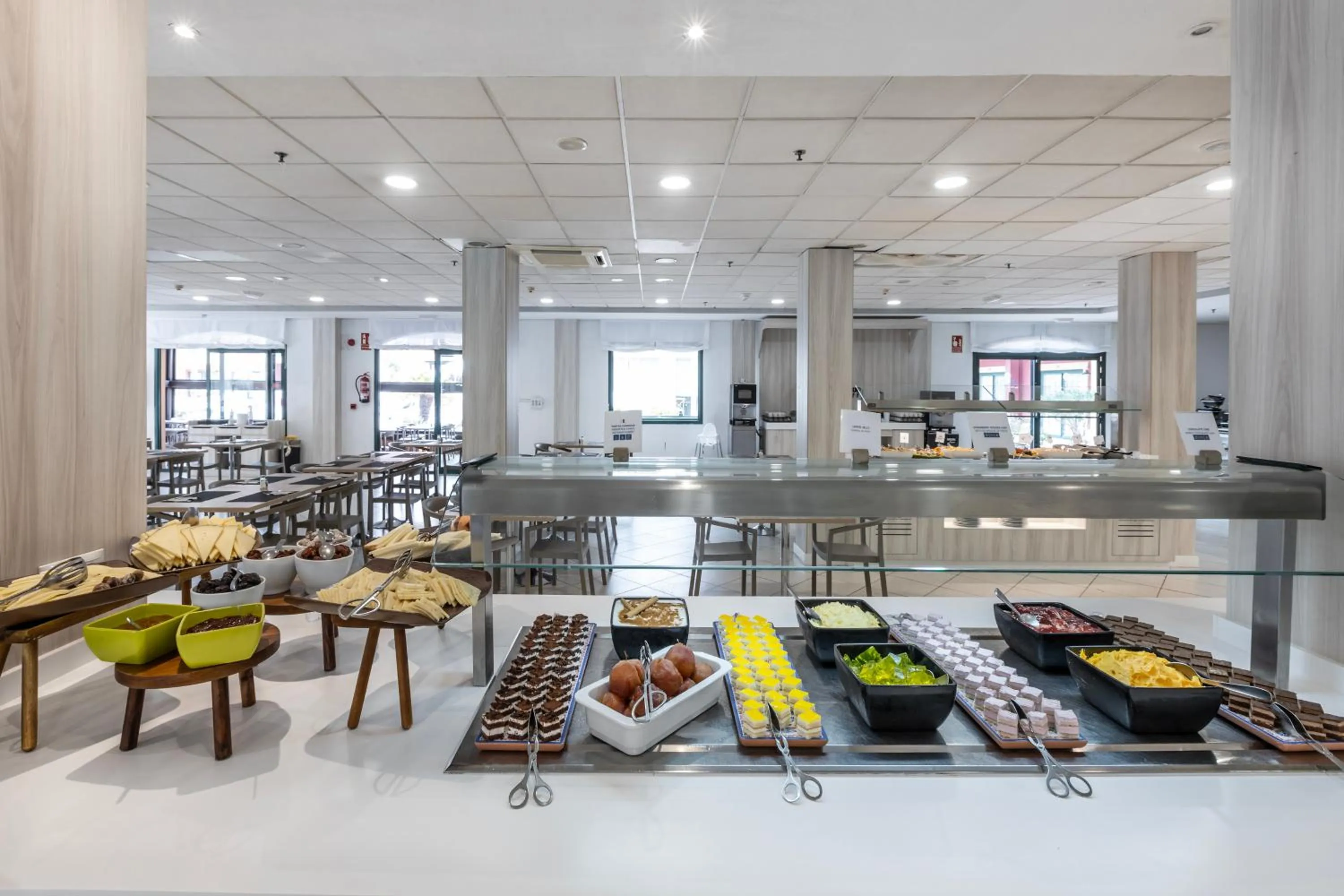 Seasons in BLUESEA Aloe Corralejo