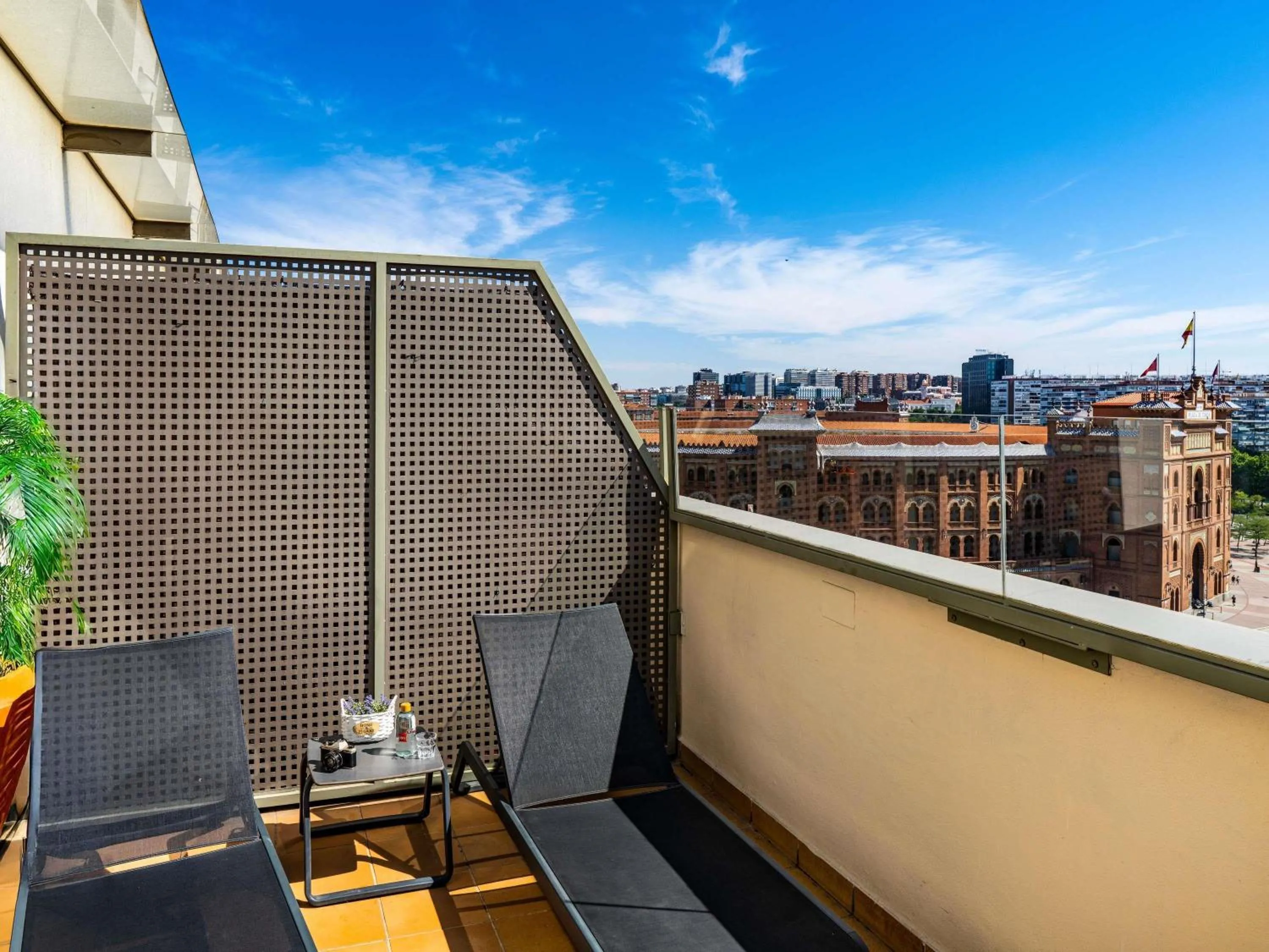 Bedroom in Ibis Madrid Centro las Ventas