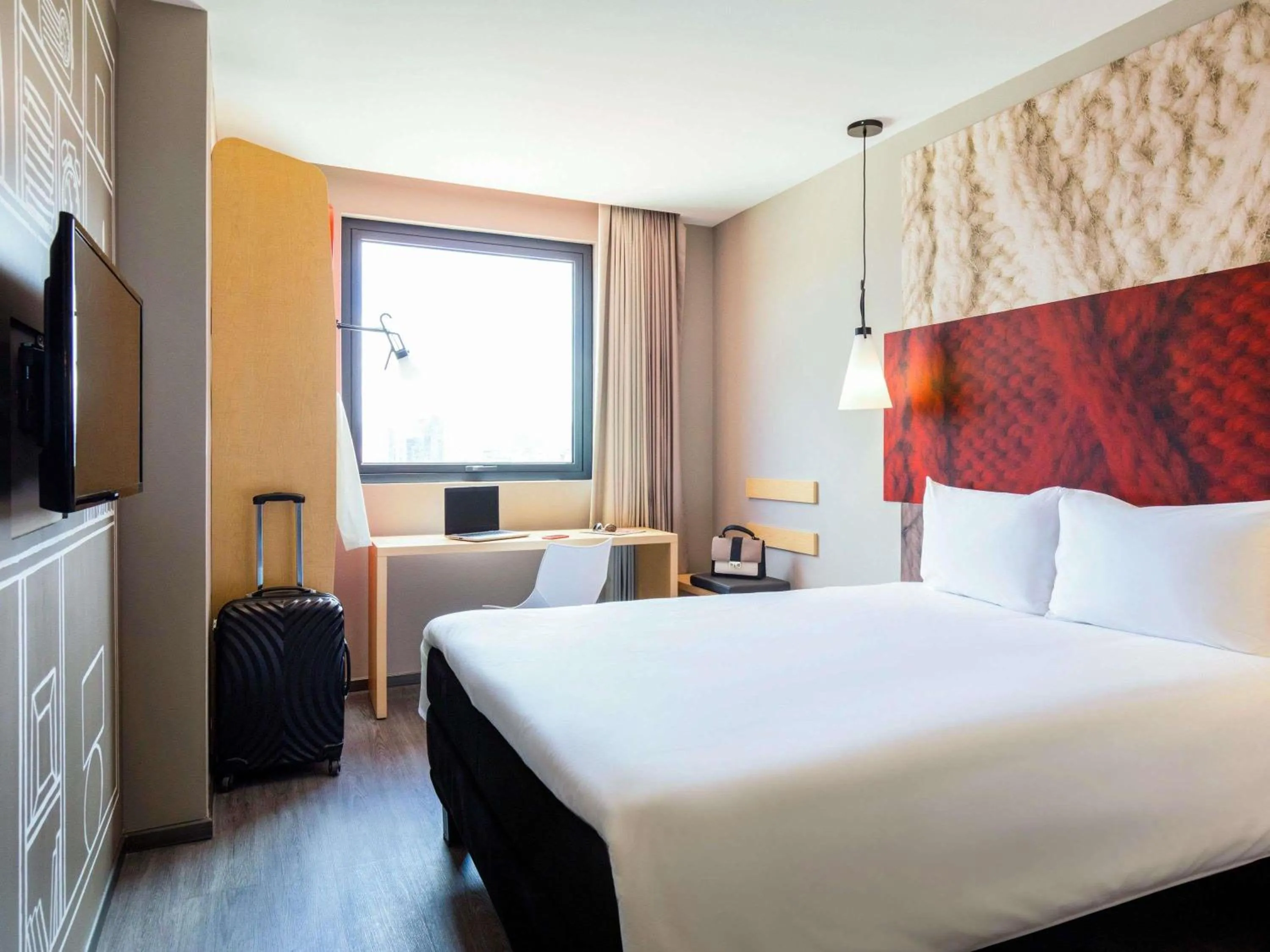 Bedroom, Bed in ibis Tijuana