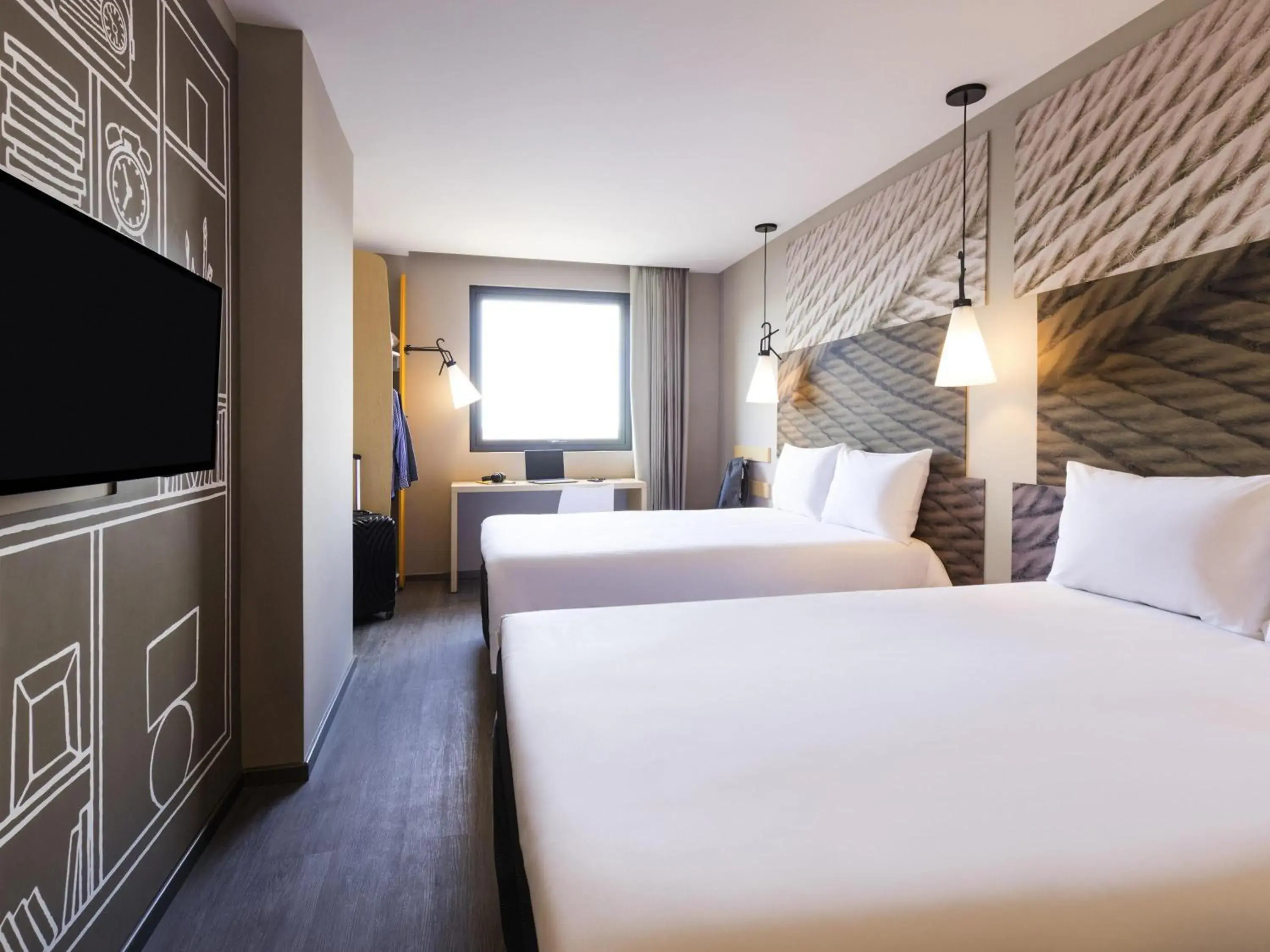 Standard Double Room in ibis Tijuana Standard Double Room in ibis Tijuana