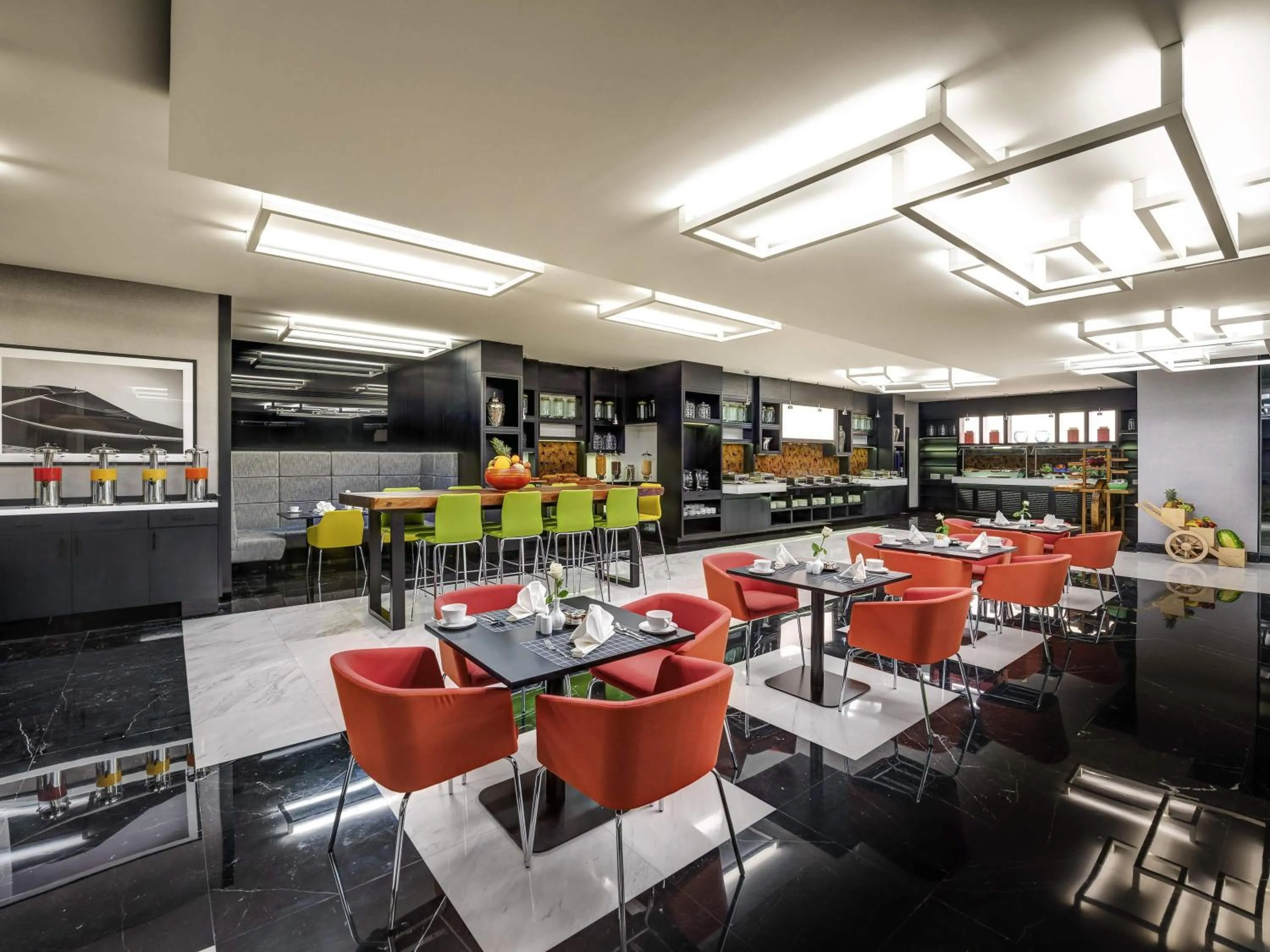 Restaurant/places to eat in Novotel Sharjah Expo Centre