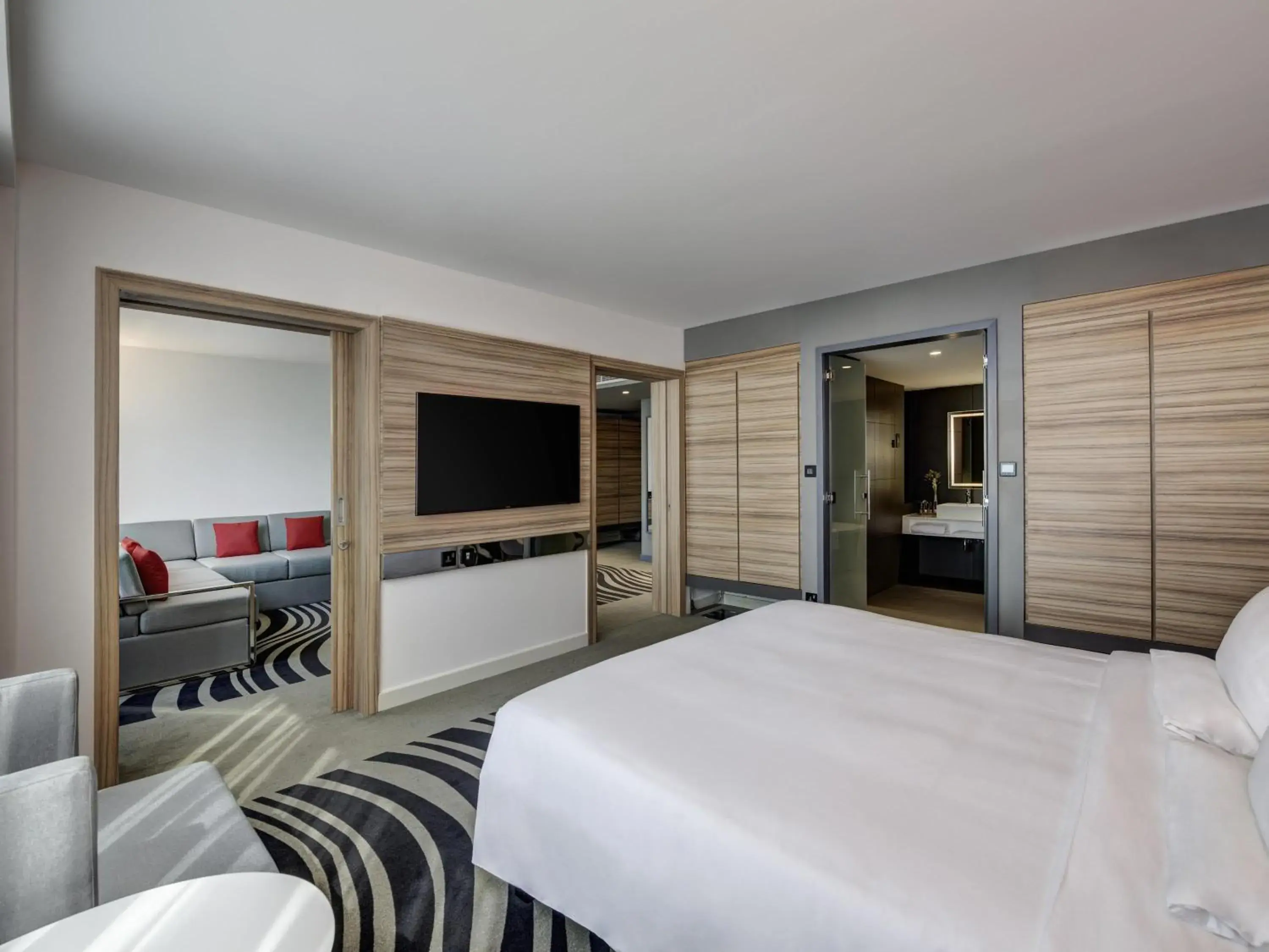 Executive Suite with Lagoon View in Novotel Sharjah Expo Centre Executive Suite with Lagoon View in Novotel Sharjah Expo Centre