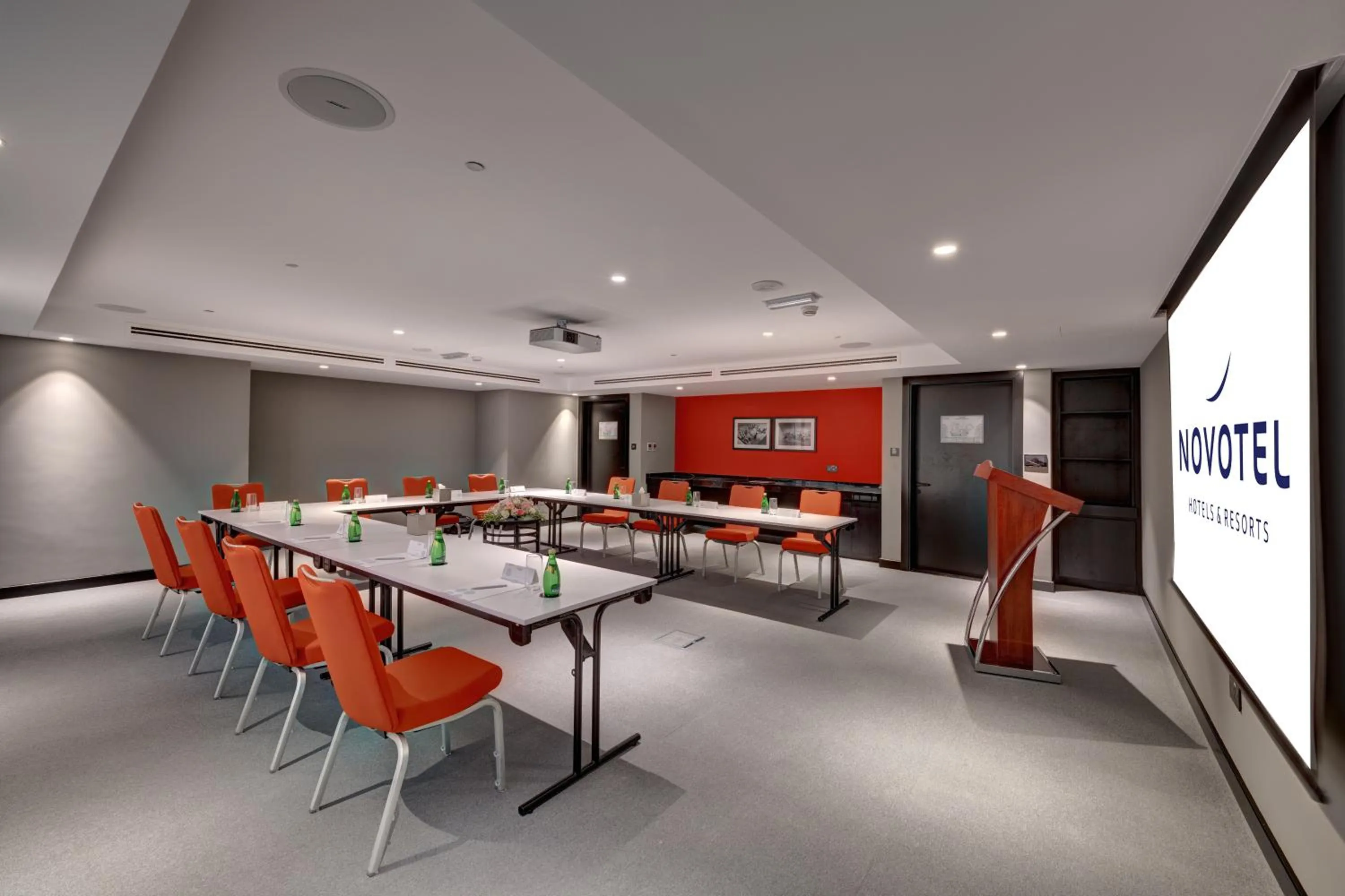 Meeting/conference room in Novotel Sharjah Expo Centre