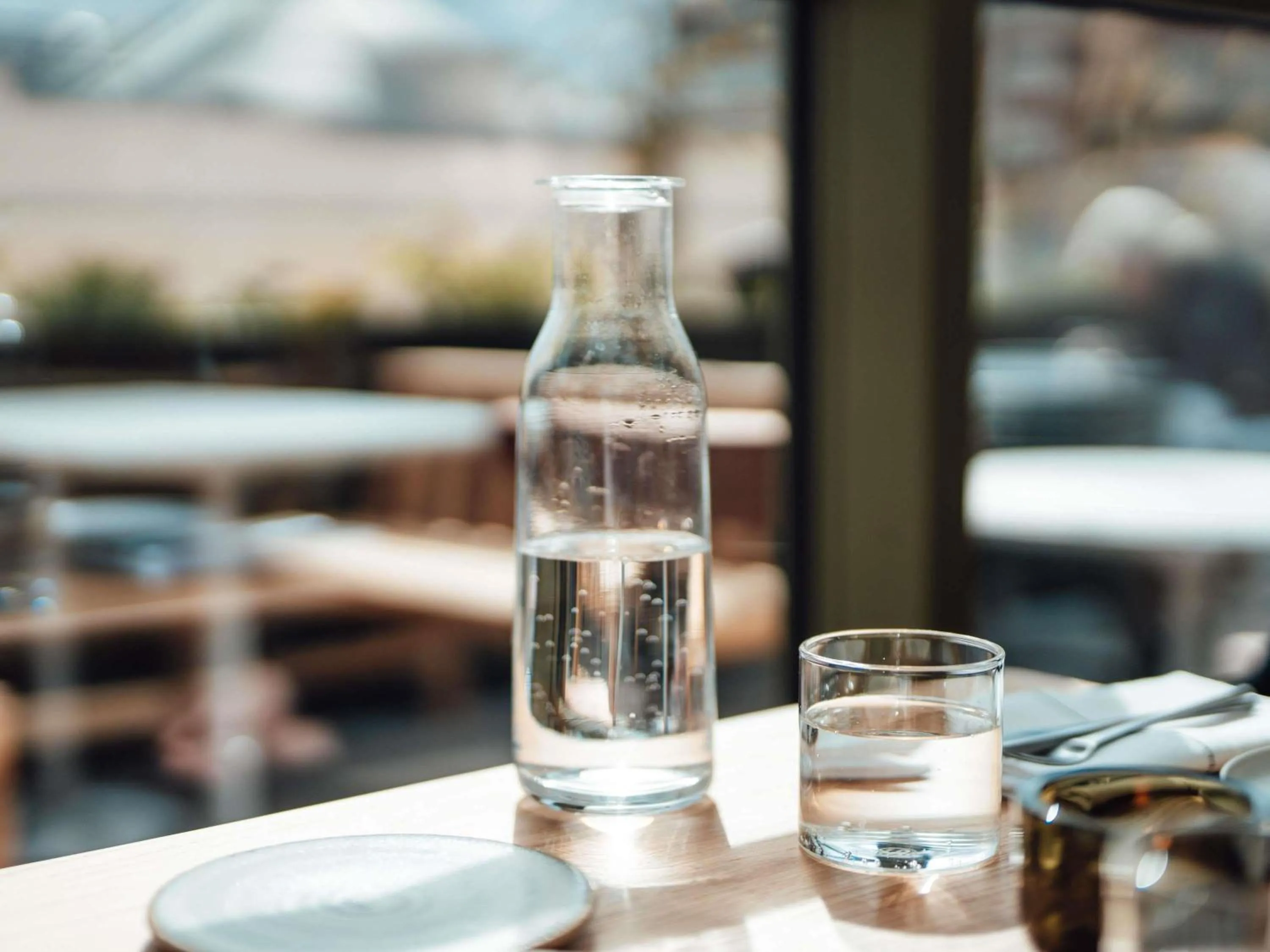 Restaurant/places to eat in Novotel Sharjah Expo Centre