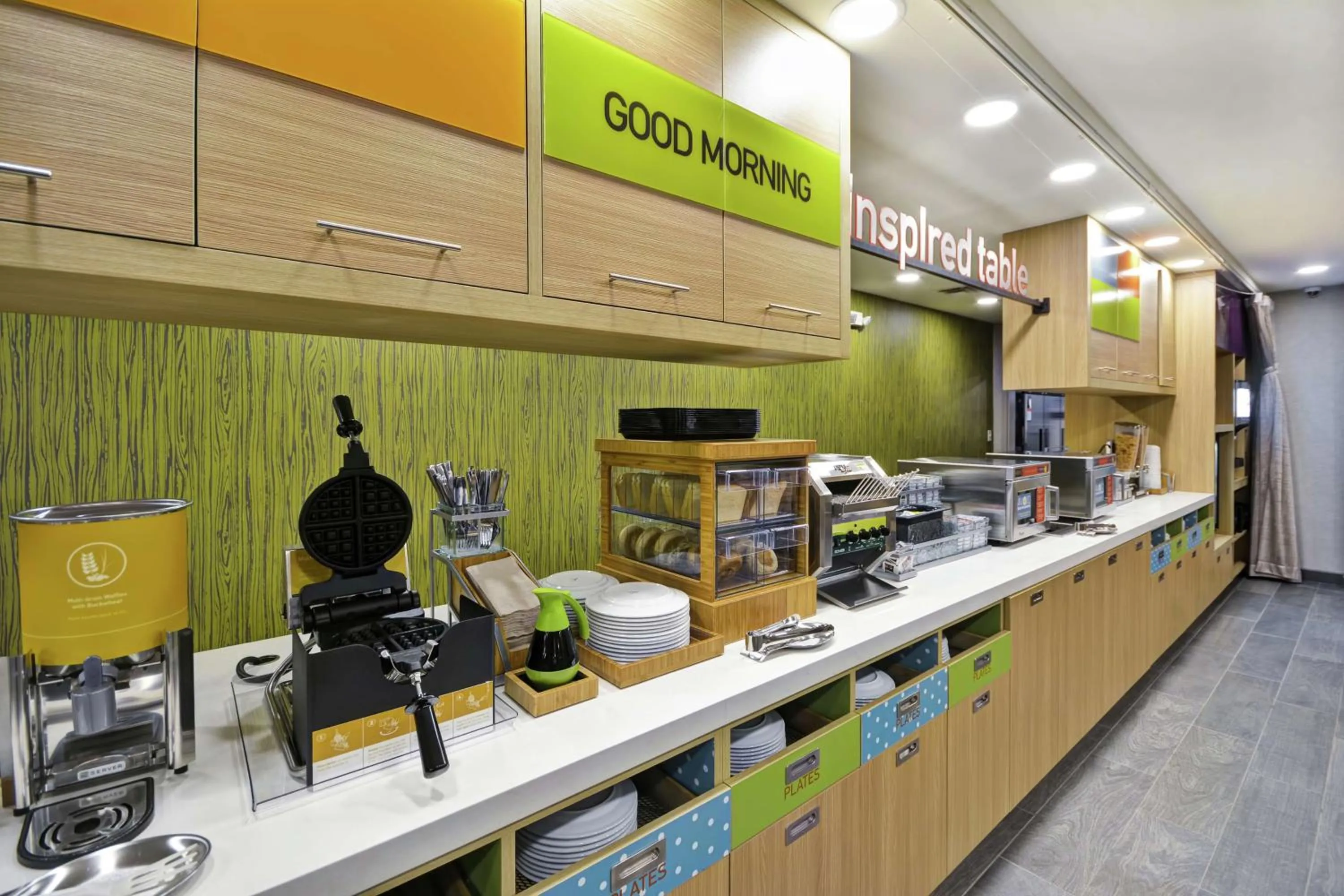 Breakfast in Home2 Suites By Hilton Warner Robins