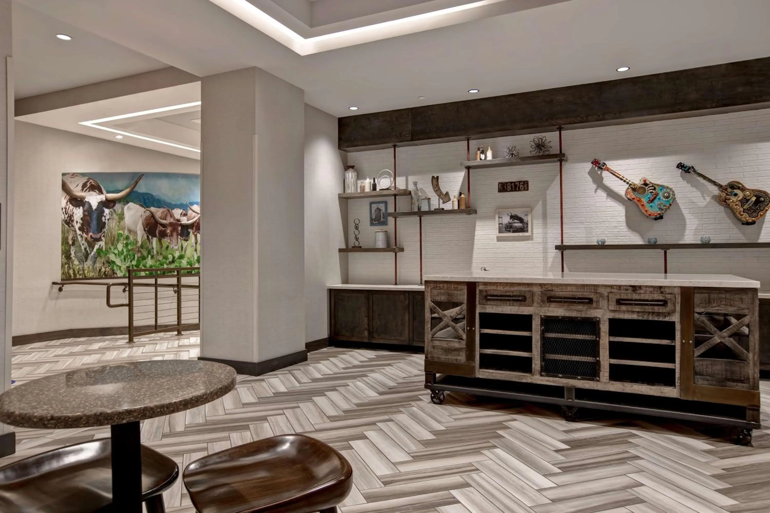 Dining area in Hampton Inn & Suites on the San Antonio Riverwalk