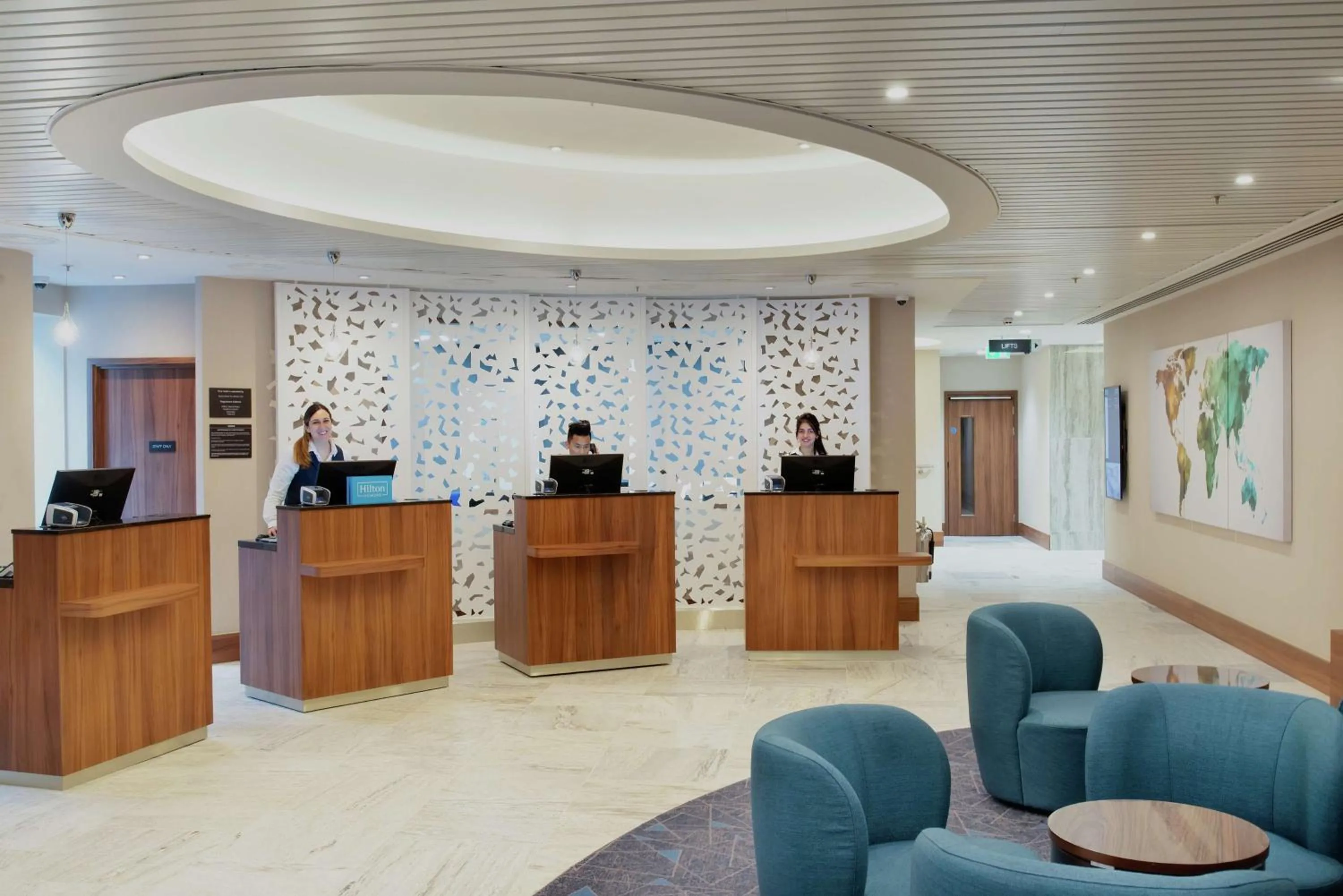 Lobby or reception in Hilton Garden Inn London Heathrow Terminal 2 and 3