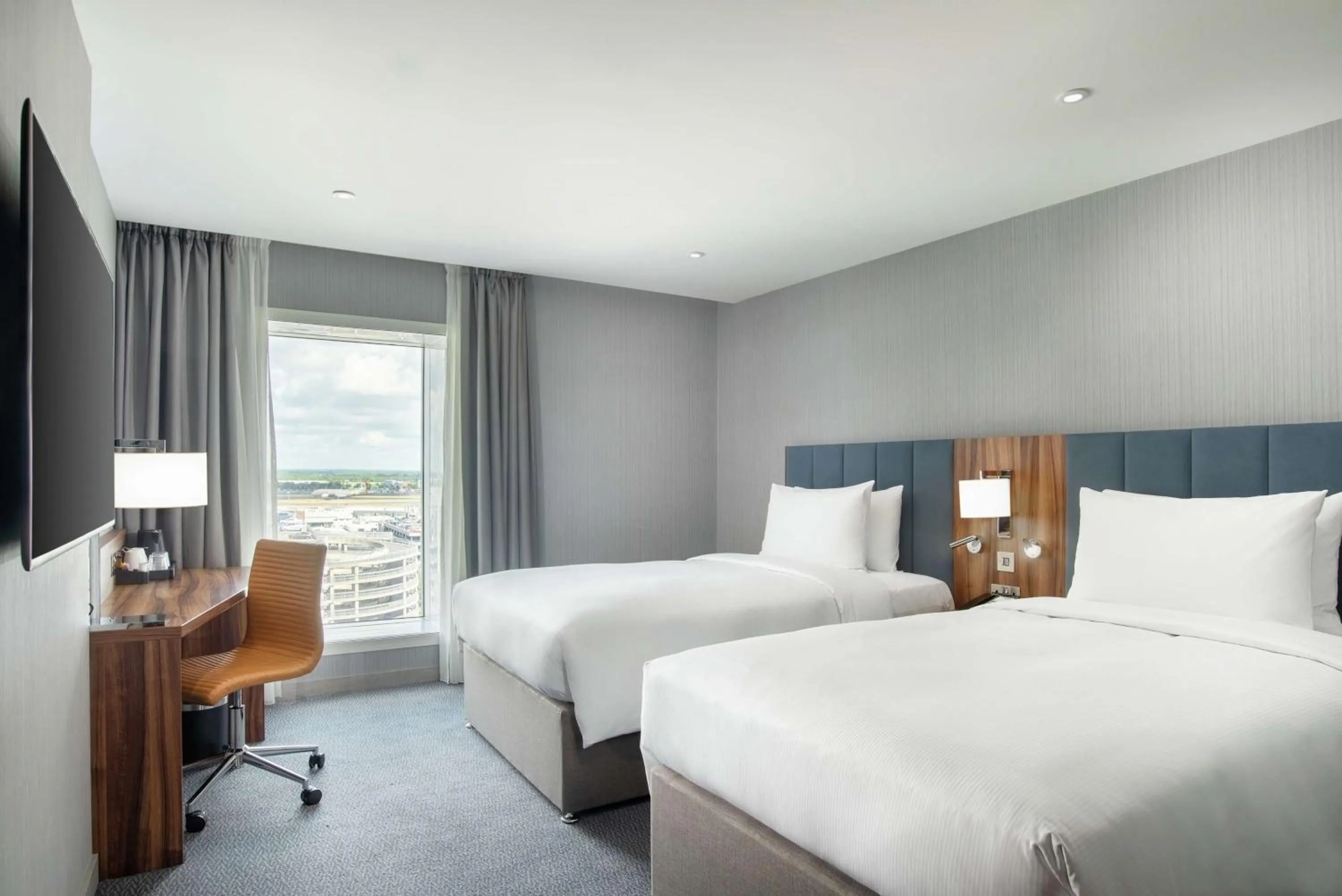 Bed in Hilton Garden Inn London Heathrow Terminal 2 and 3