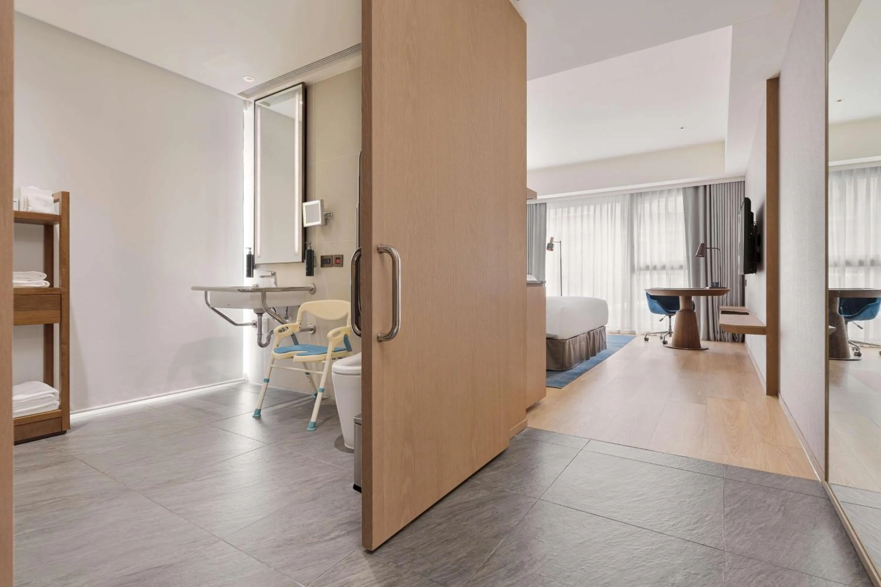 Bedroom, Bed in DoubleTree by Hilton Taipei Zhongshan