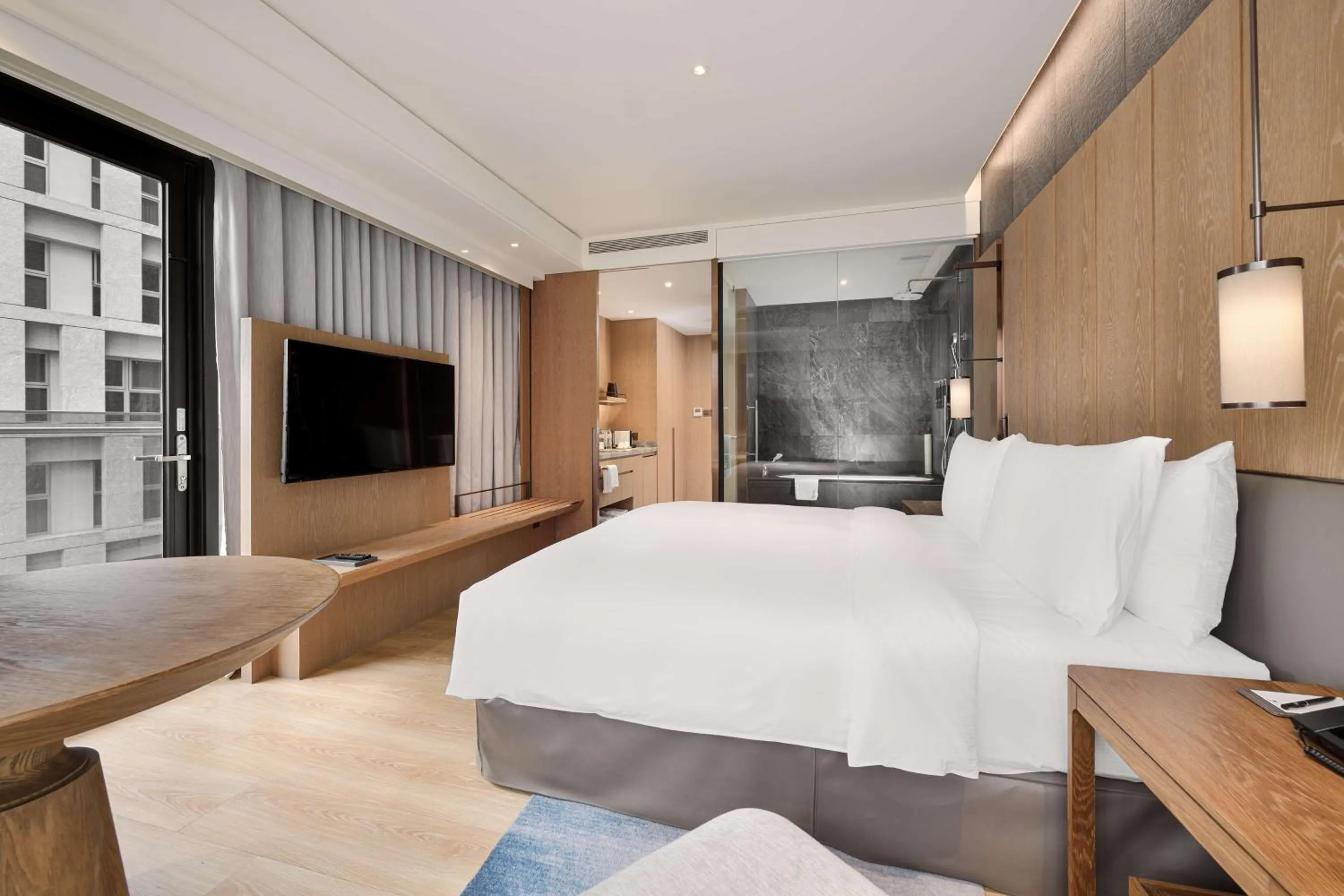 Bedroom, Bed in DoubleTree by Hilton Taipei Zhongshan