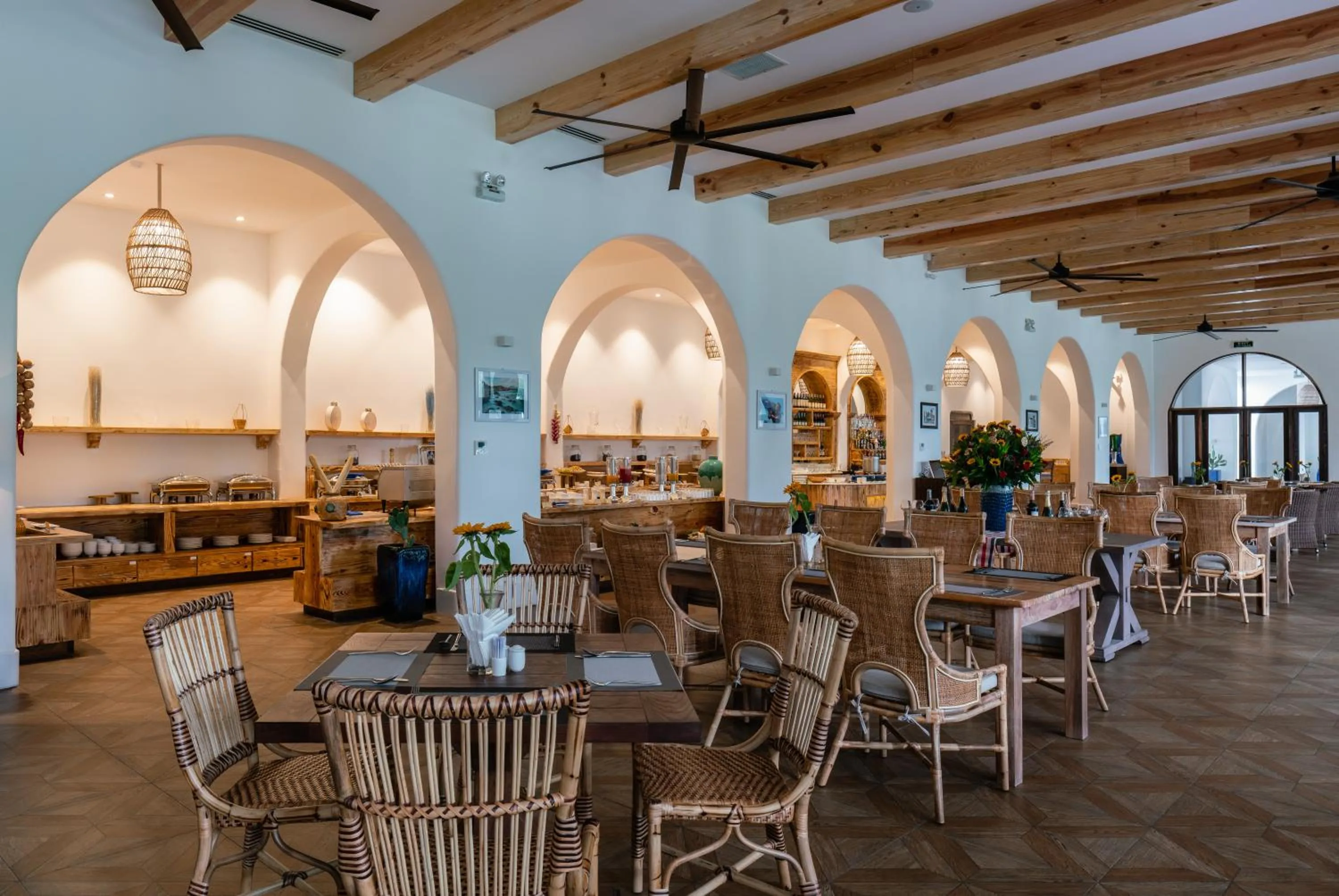 Restaurant/places to eat in Stelia Beach Resort