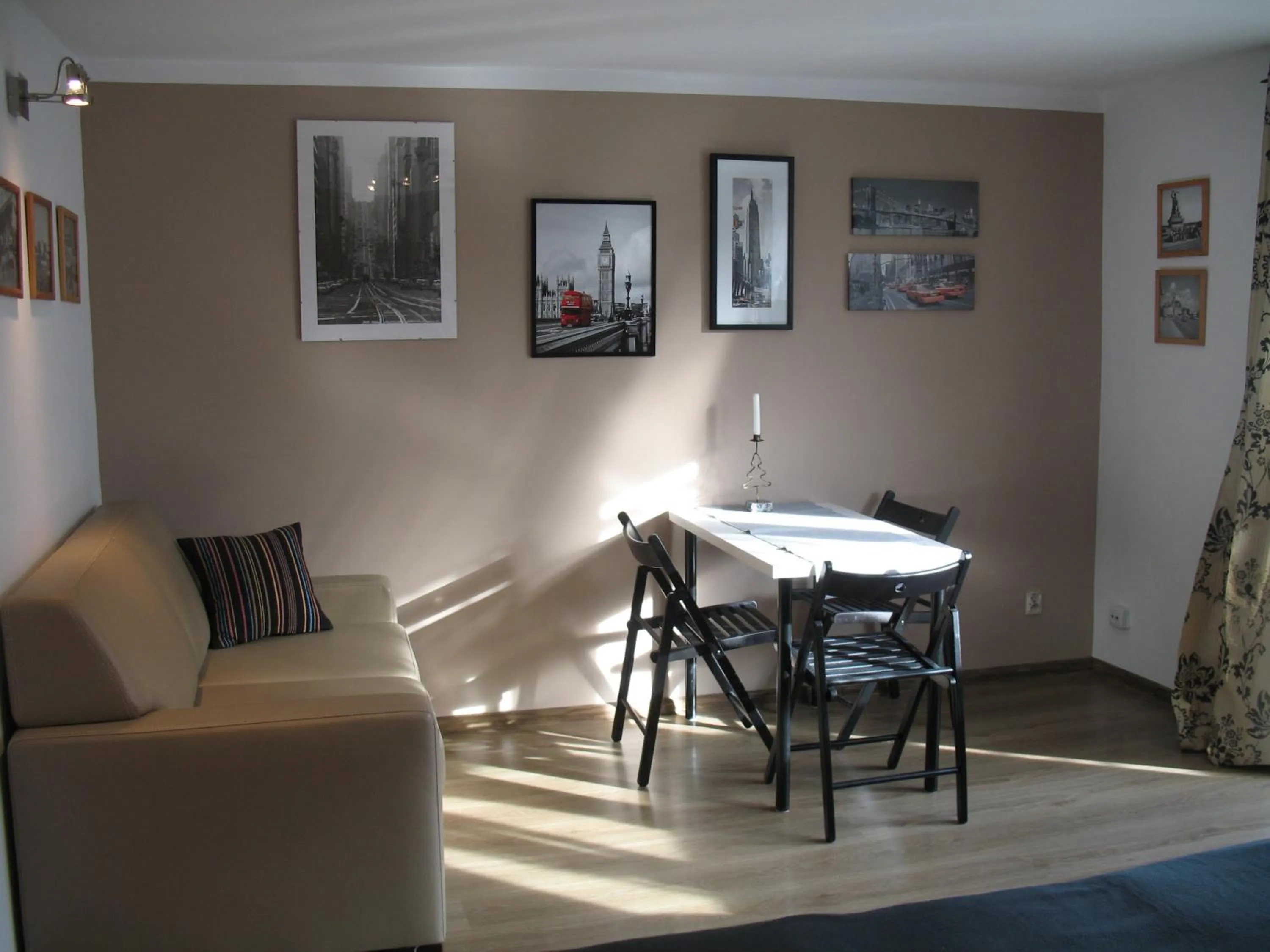 Bedroom in Willa Pod Aniołem - Pokoje Gościnne & Apartamenty z widokiem na góry