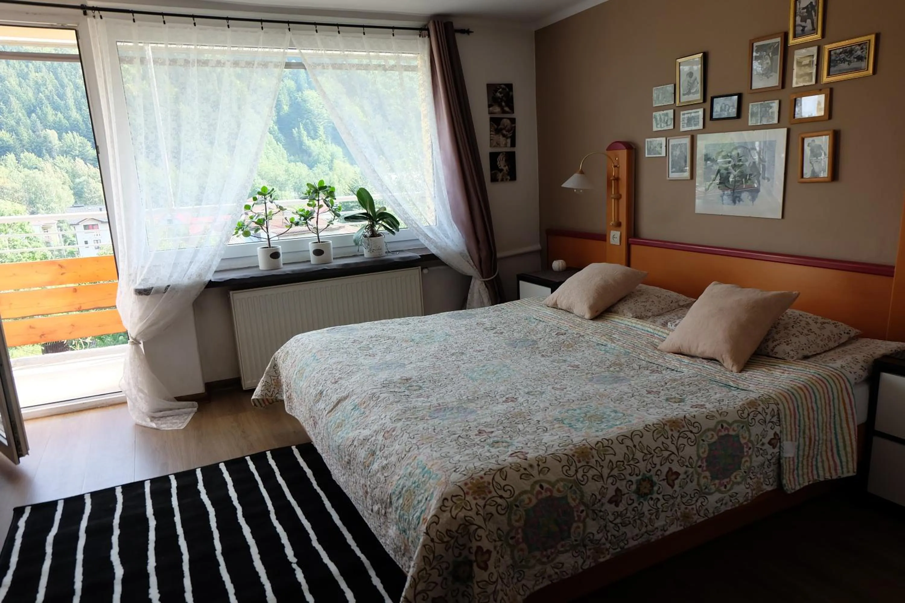 Bedroom, Bed in Willa Pod Aniołem - Pokoje Gościnne & Apartamenty z widokiem na góry