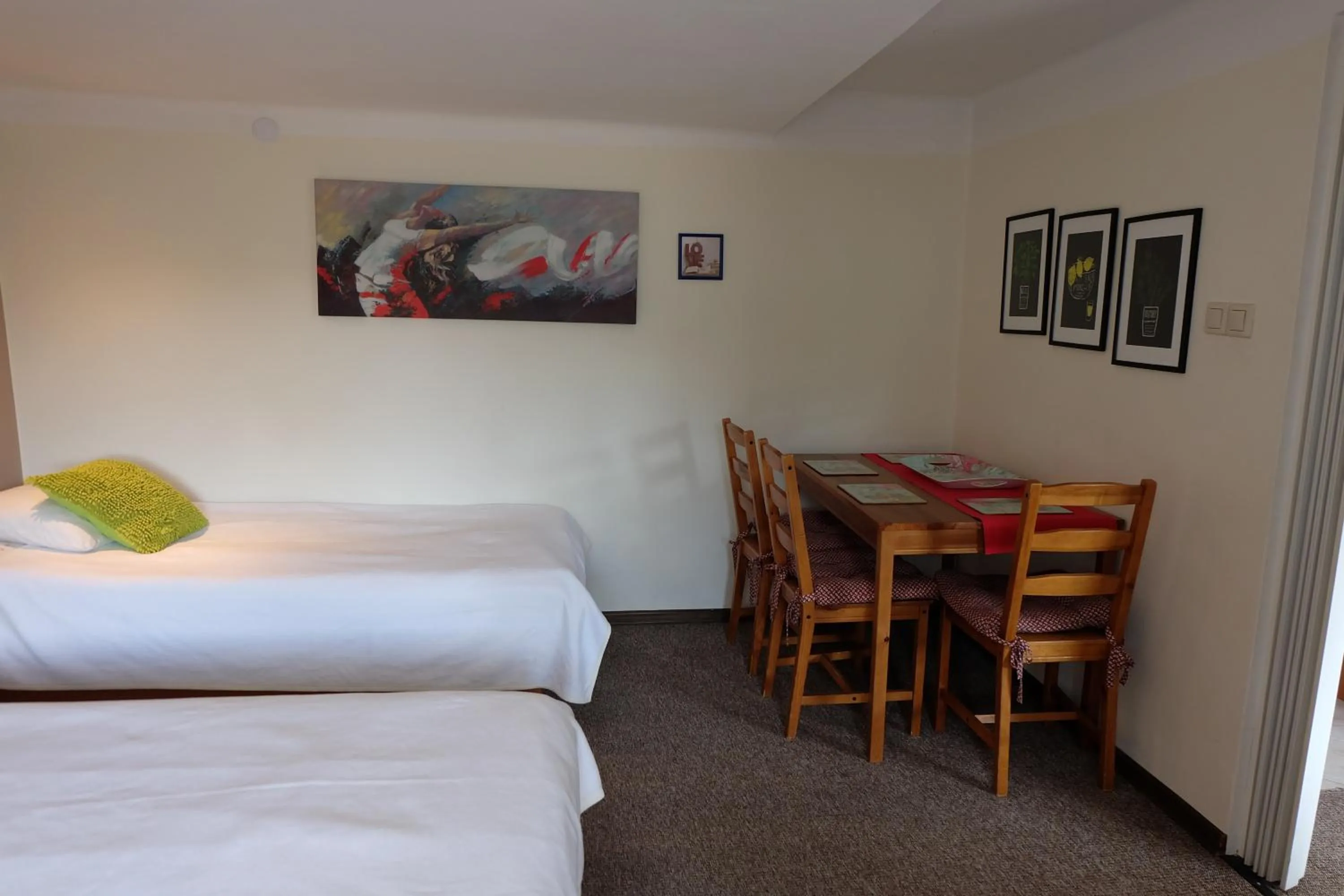 Bedroom, Bed in Willa Pod Aniołem - Pokoje Gościnne & Apartamenty z widokiem na góry