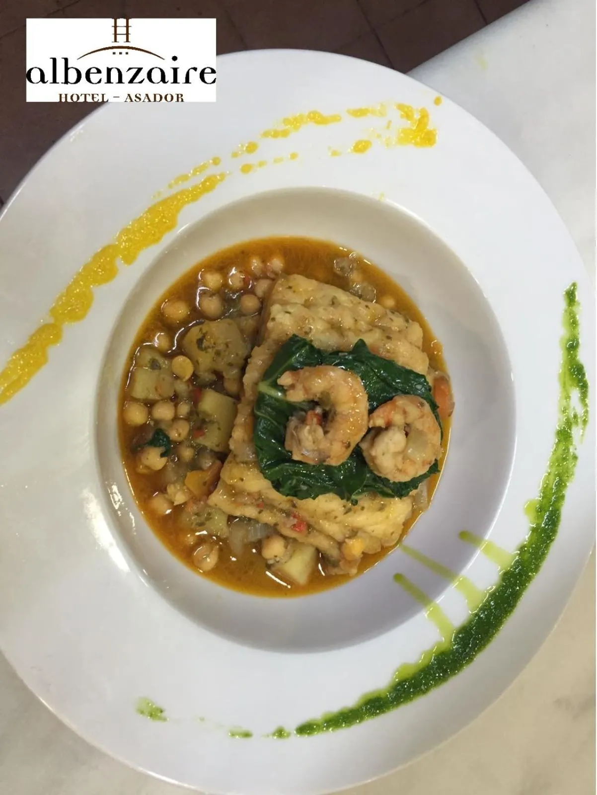 Meals in Albenzaire Hotel Asador