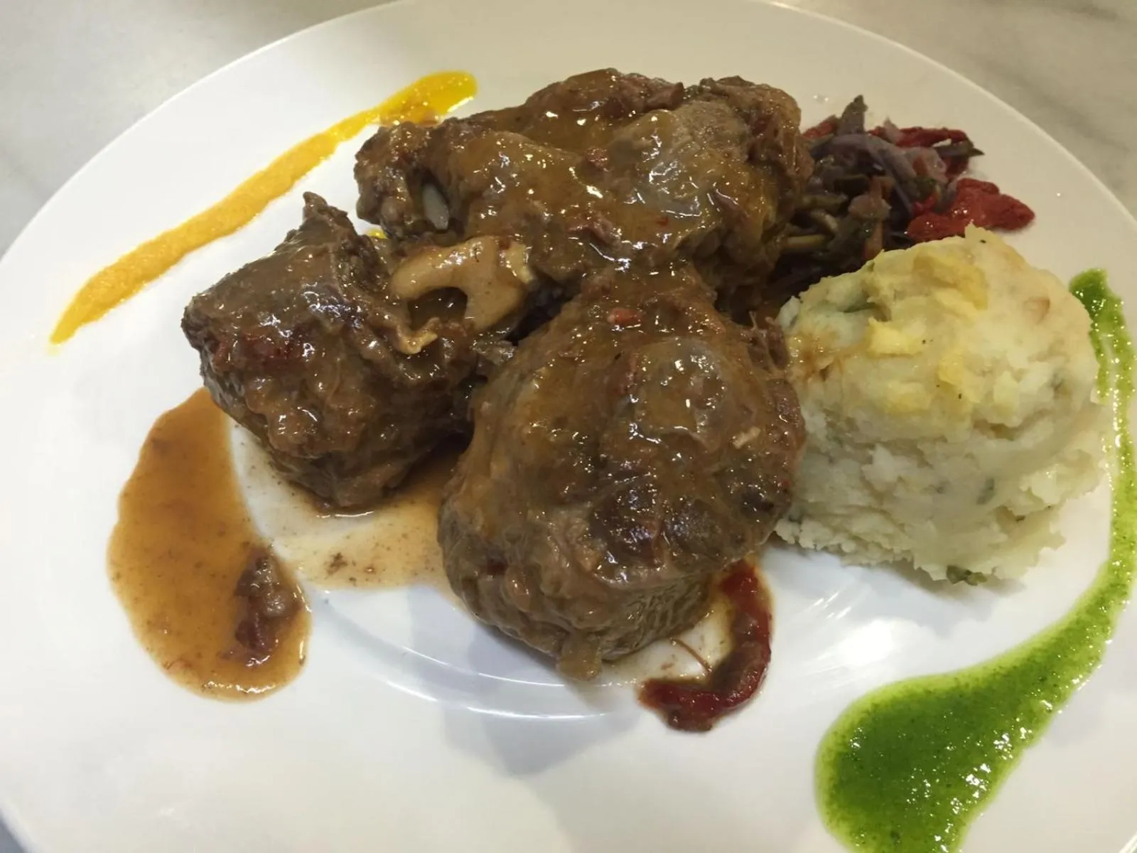 Food in Albenzaire Hotel Asador