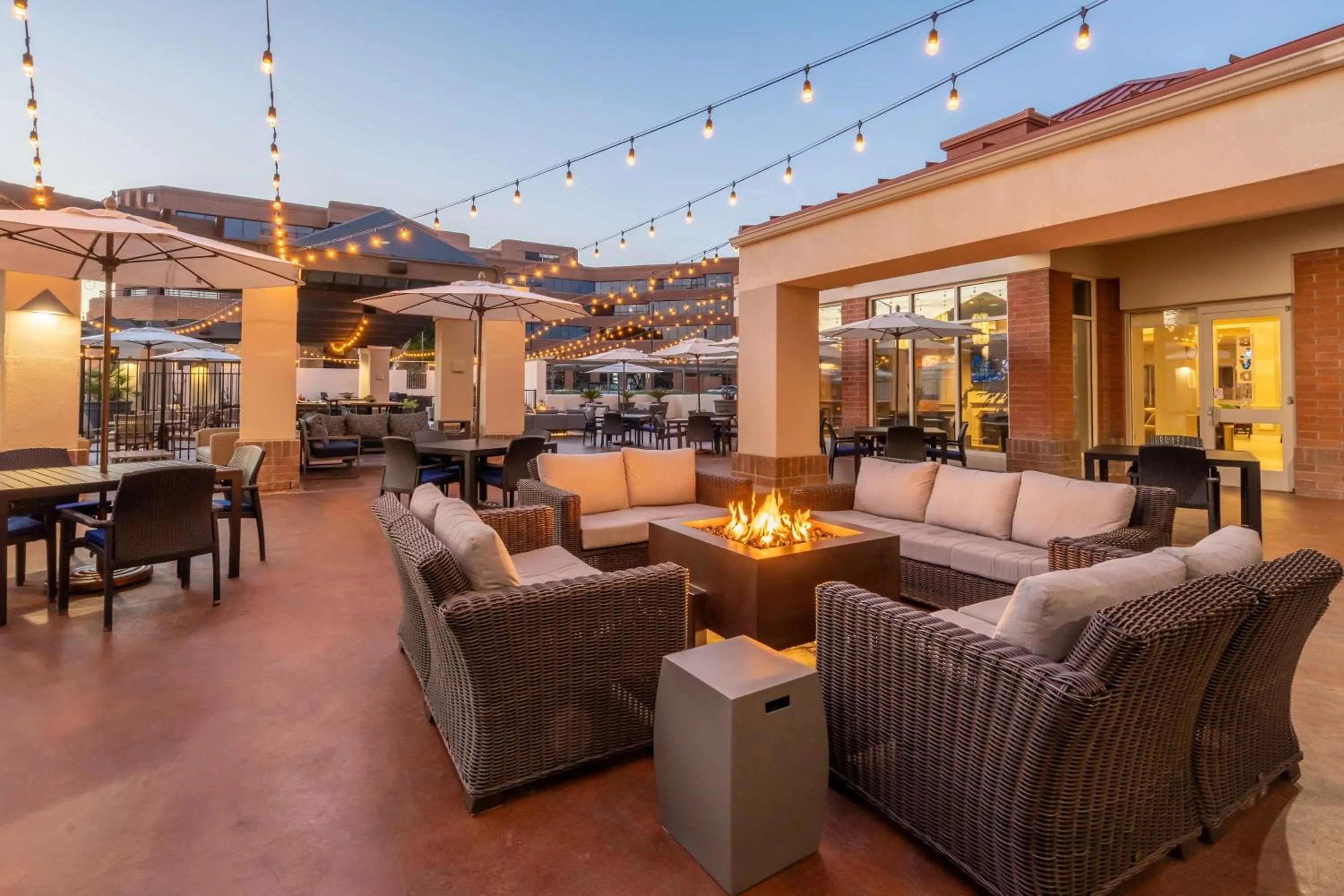 Patio in Hilton Garden Inn Scottsdale Old Town