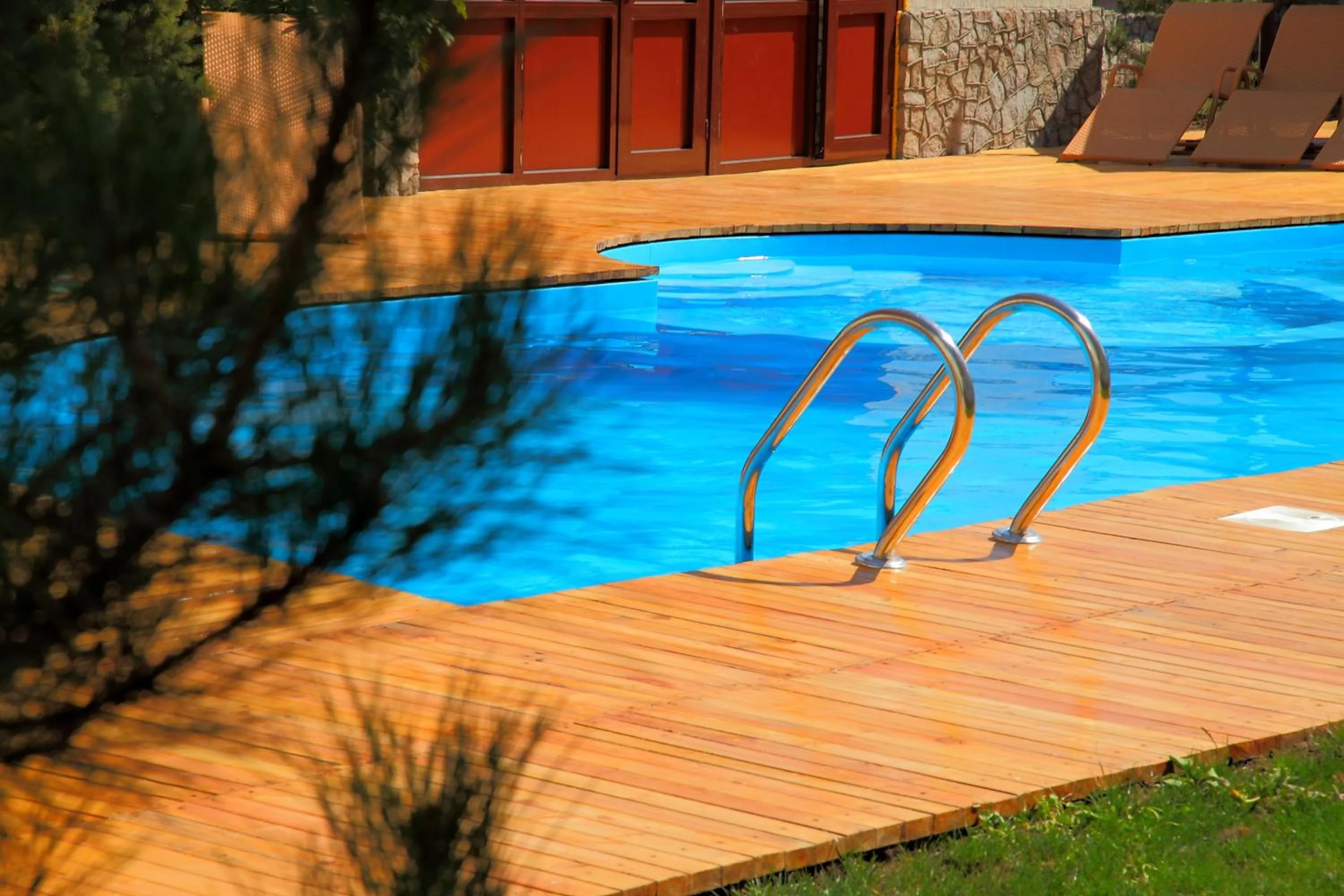 Swimming pool in Tian-Shan Hotel