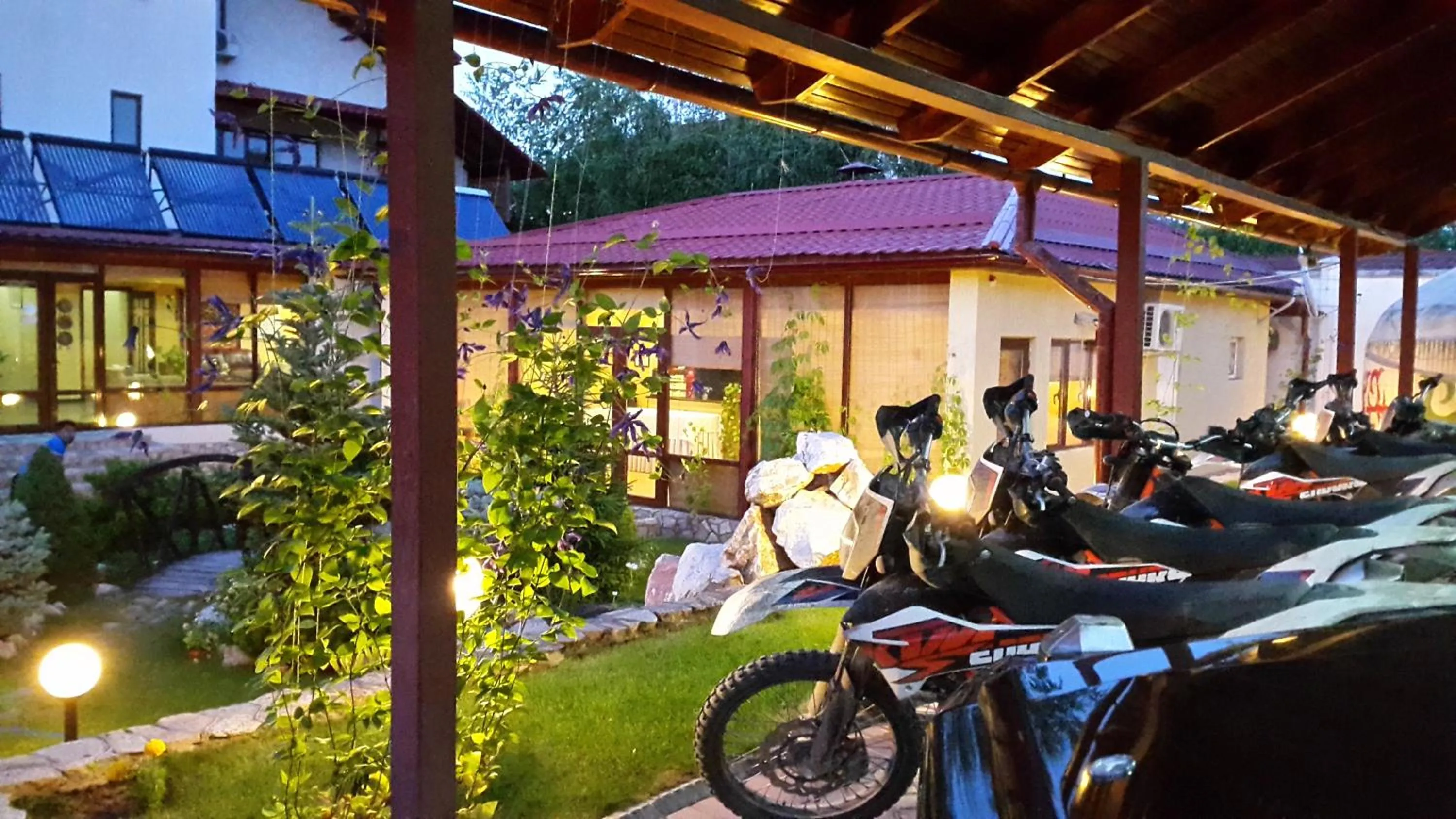 Area and facilities in Tian-Shan Hotel