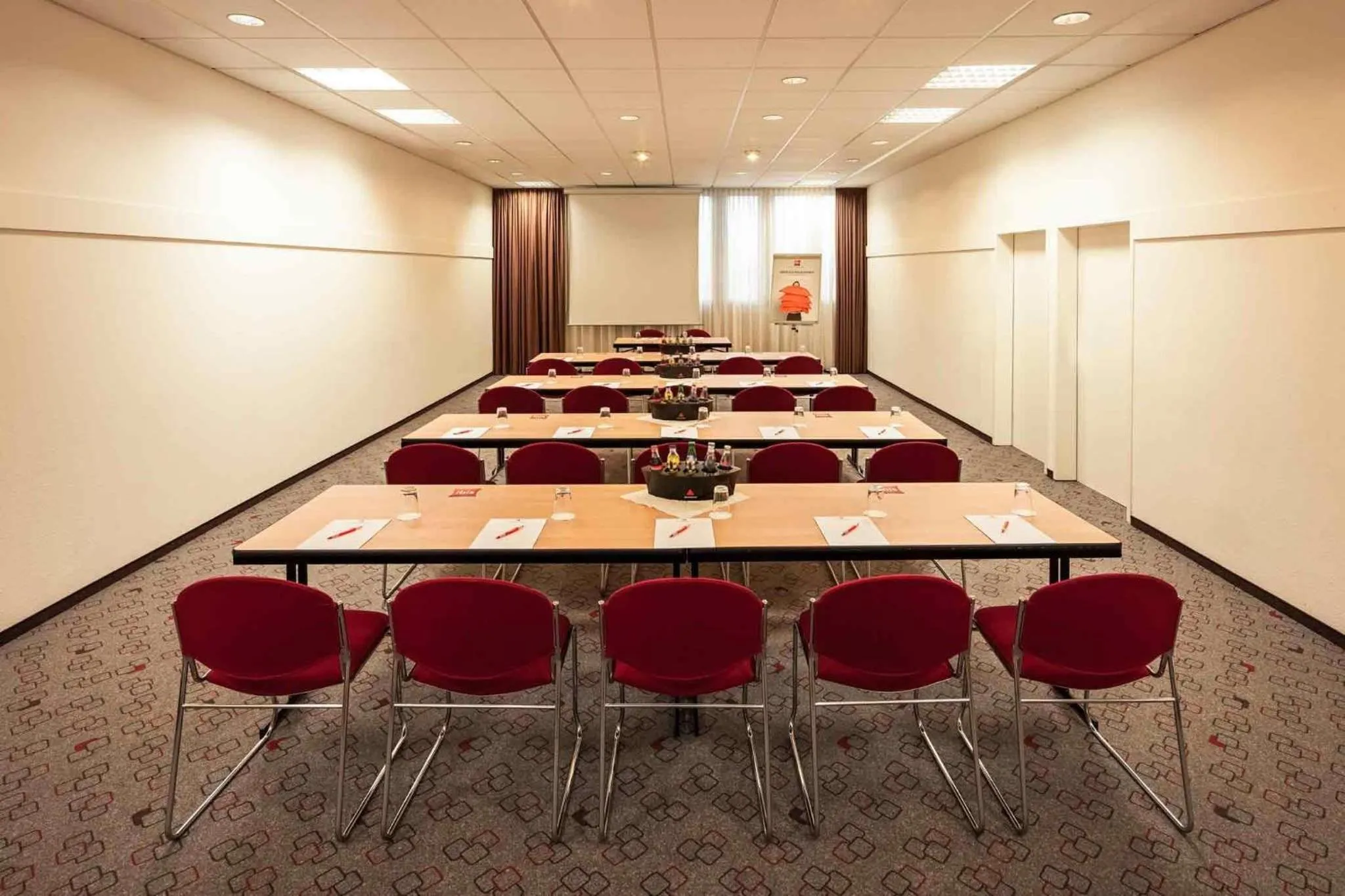 Meeting/conference room in ibis Nürnberg City am Plärrer