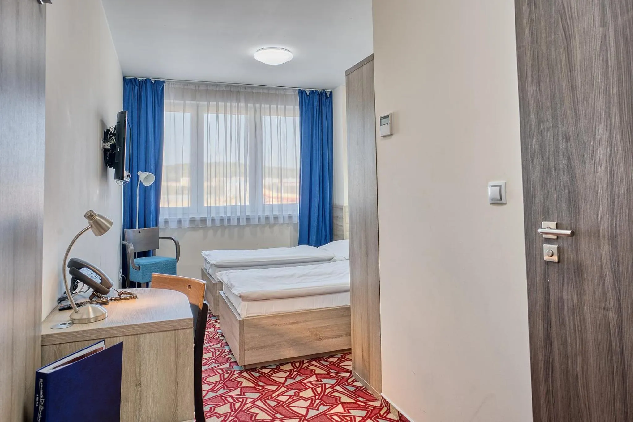 Photo of the whole room, Bed in Hotel Arena