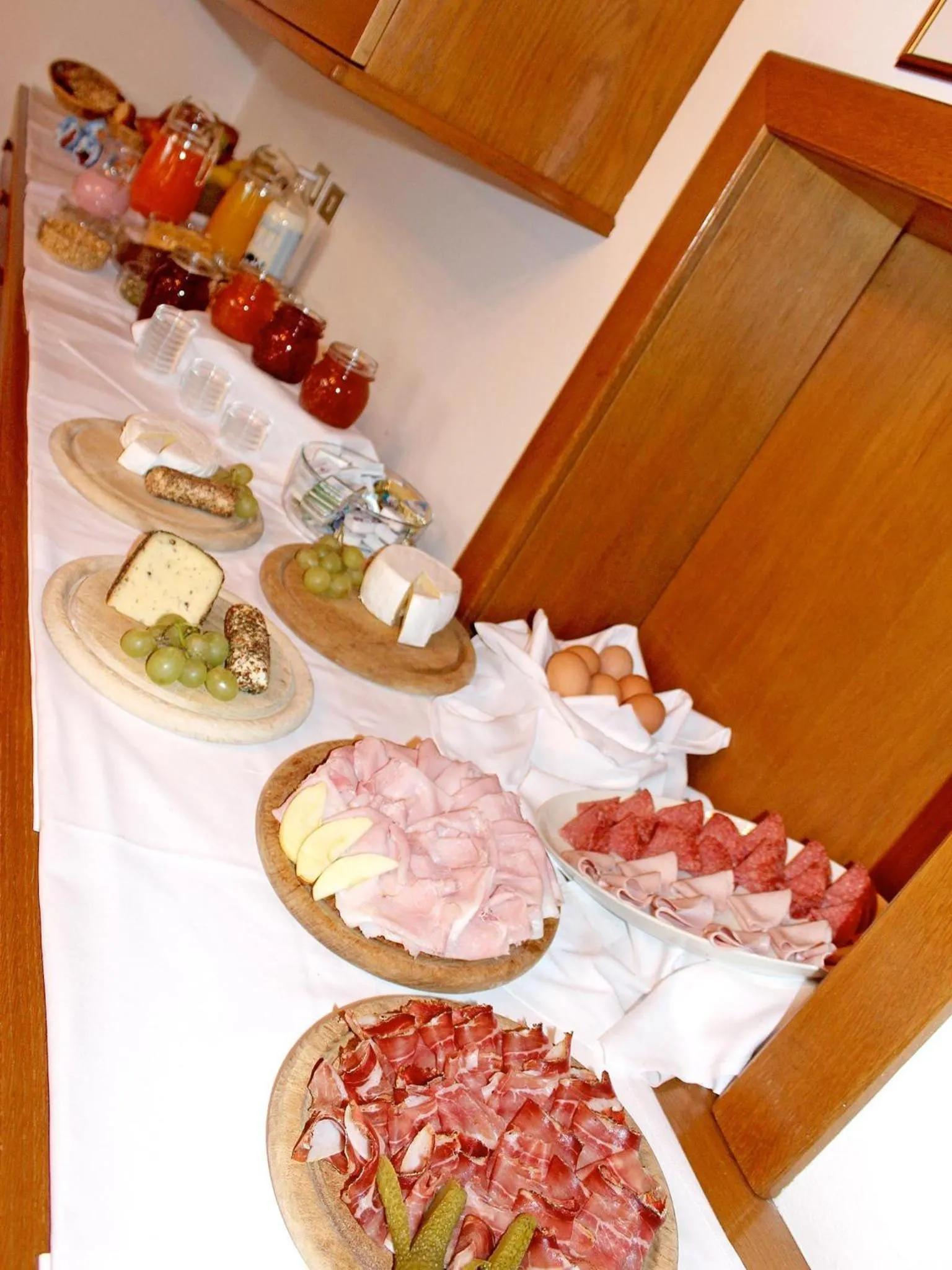 Buffet breakfast in Garni An der Leit