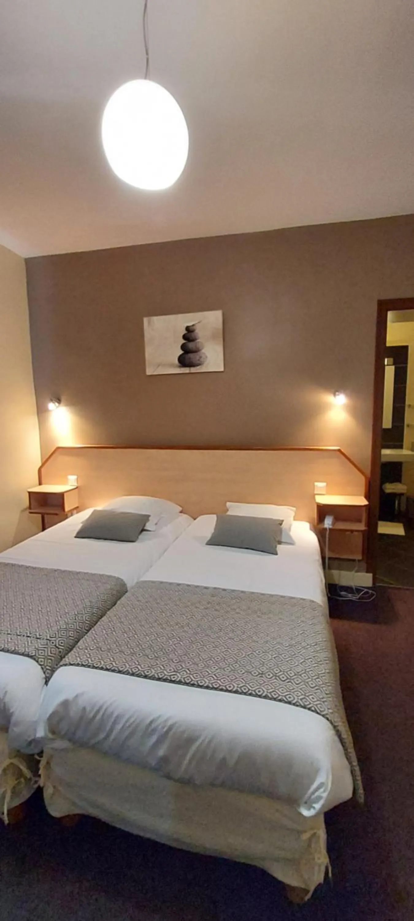 Bedroom, Bed in Logis Hotel Belle-Vue