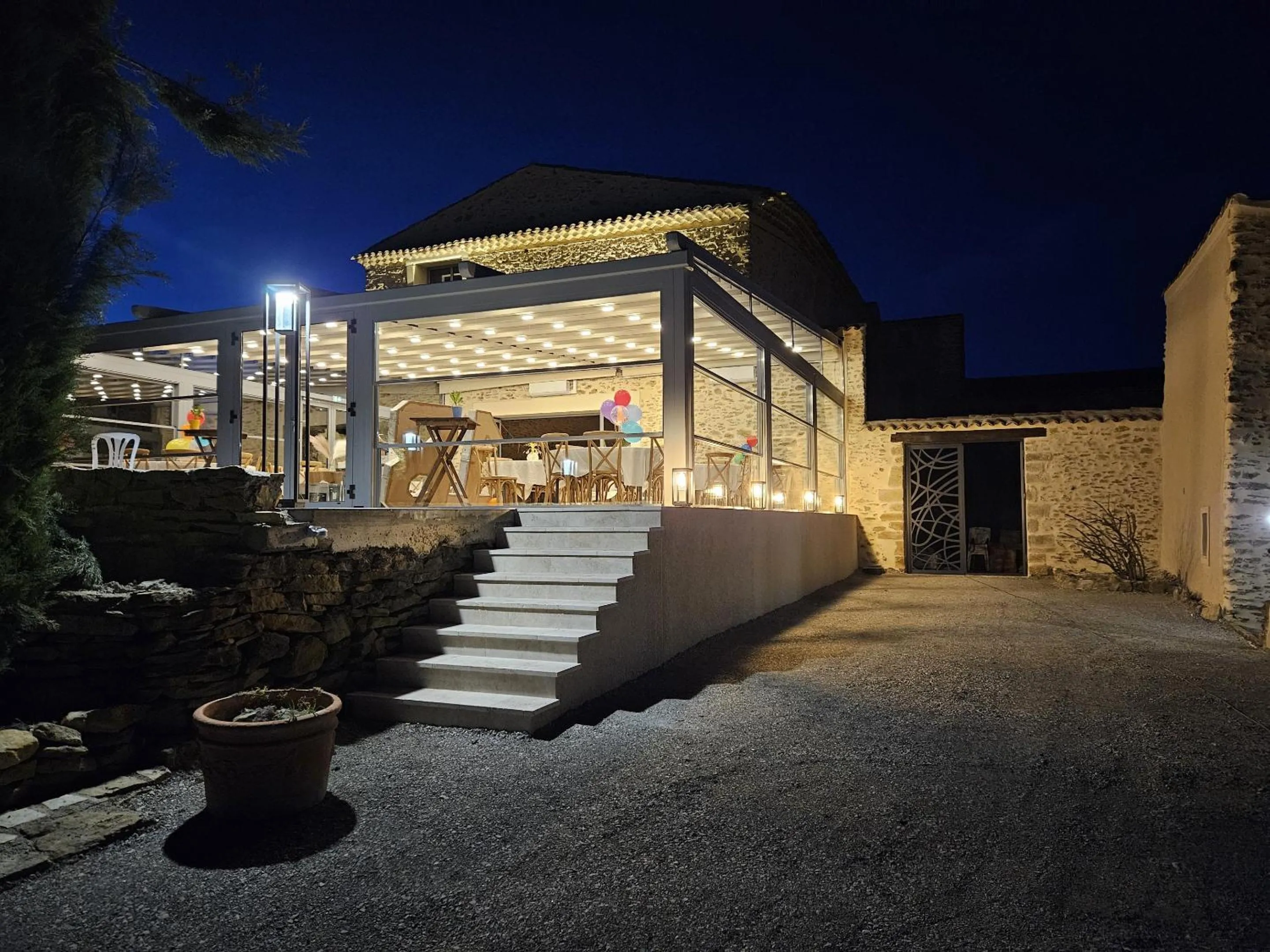 Property building in Les Grandes Mollières