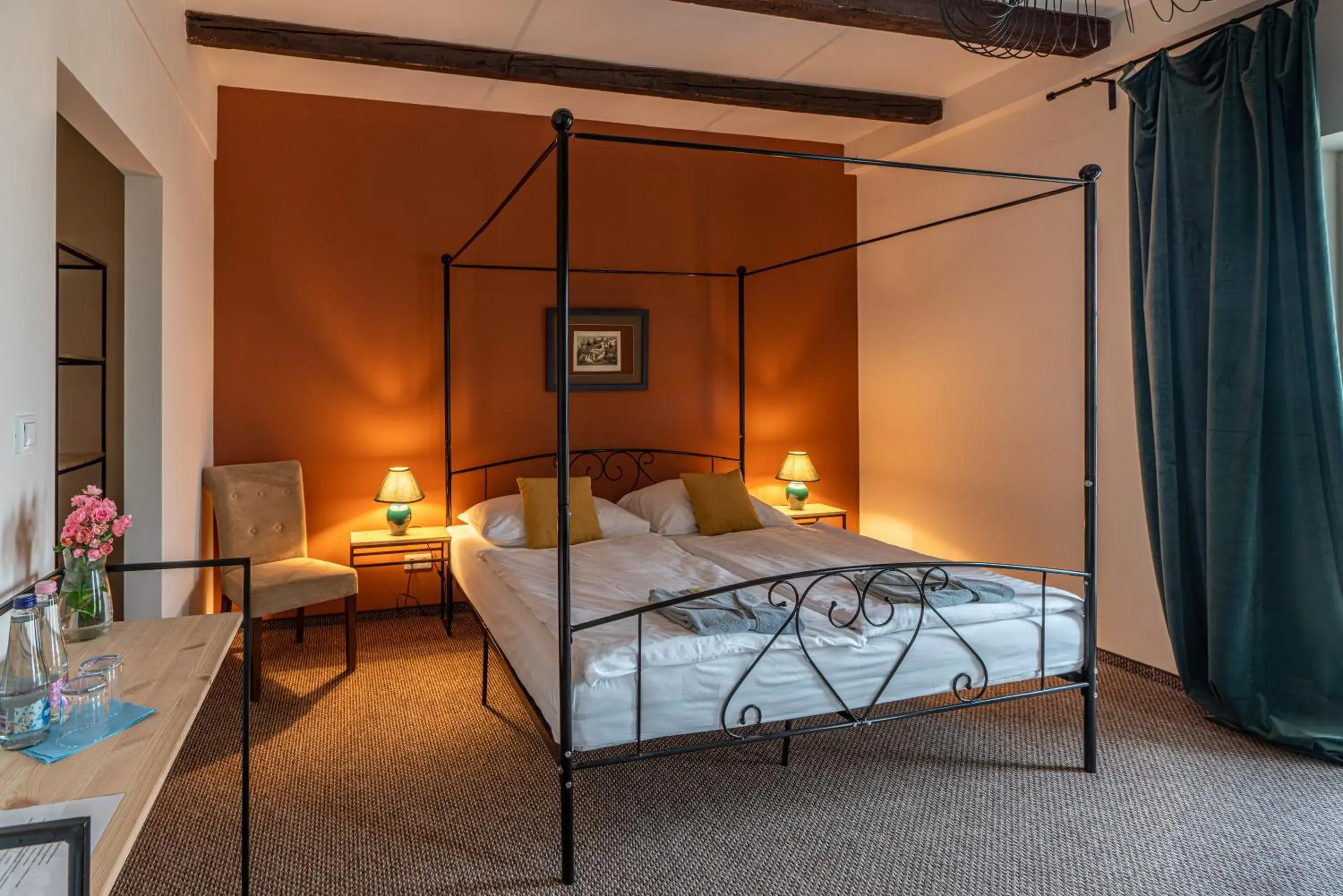 Double Room with Garden View in Tarnóca Kúria Double Room with Garden View in Tarnóca Kúria