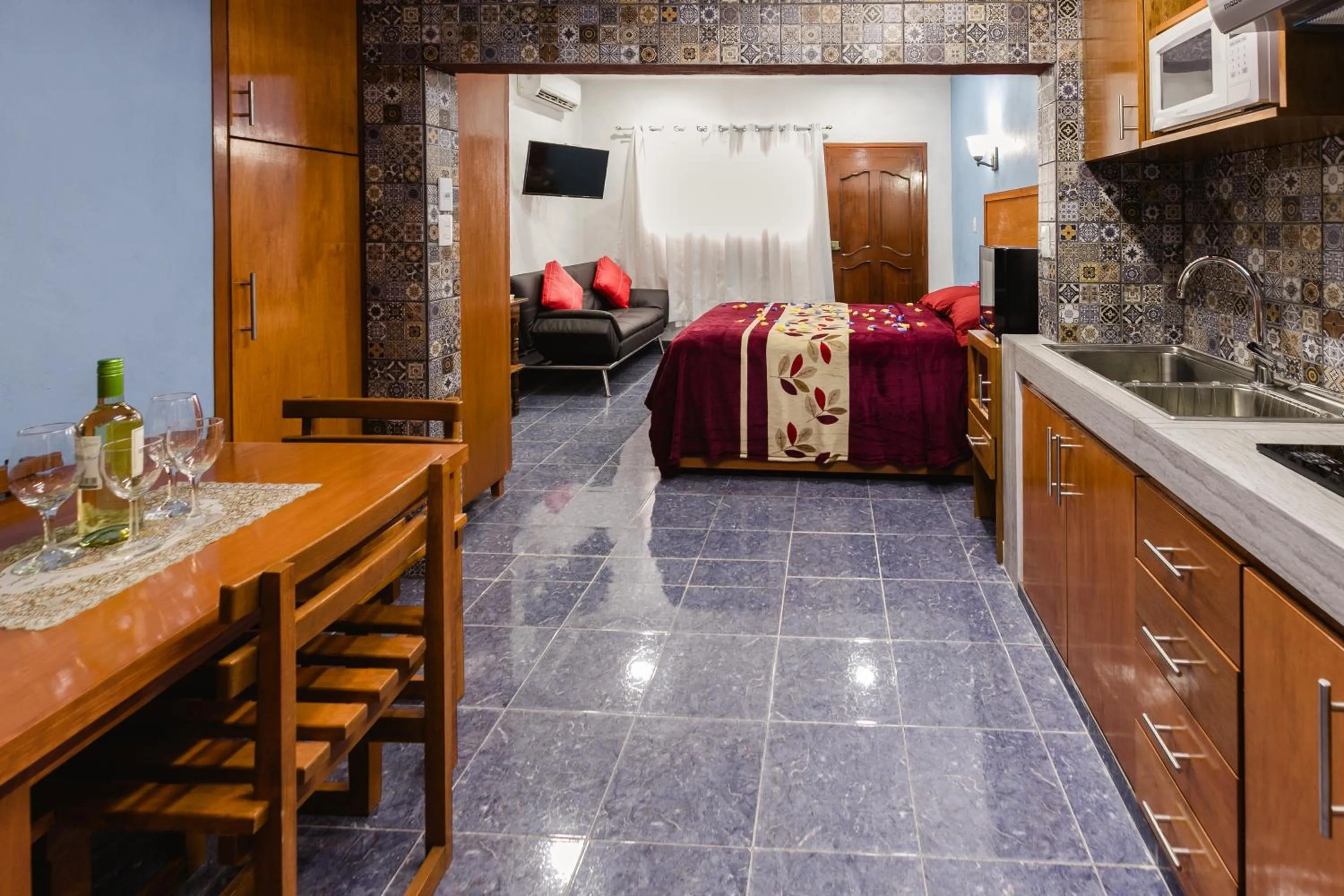 Photo of the whole room in Suite Studio Serviced Apartments