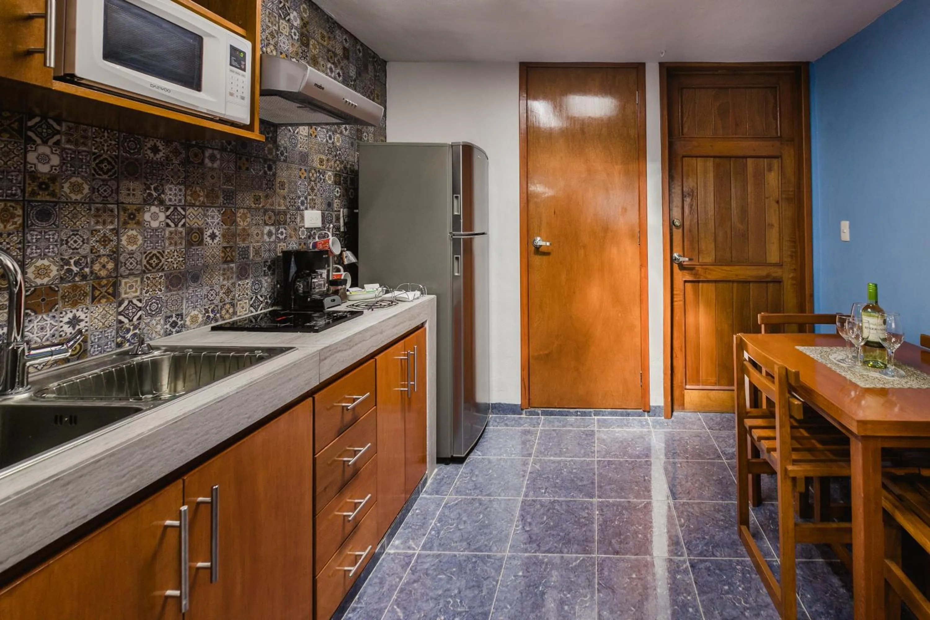 Kitchen or kitchenette in Suite Studio Serviced Apartments