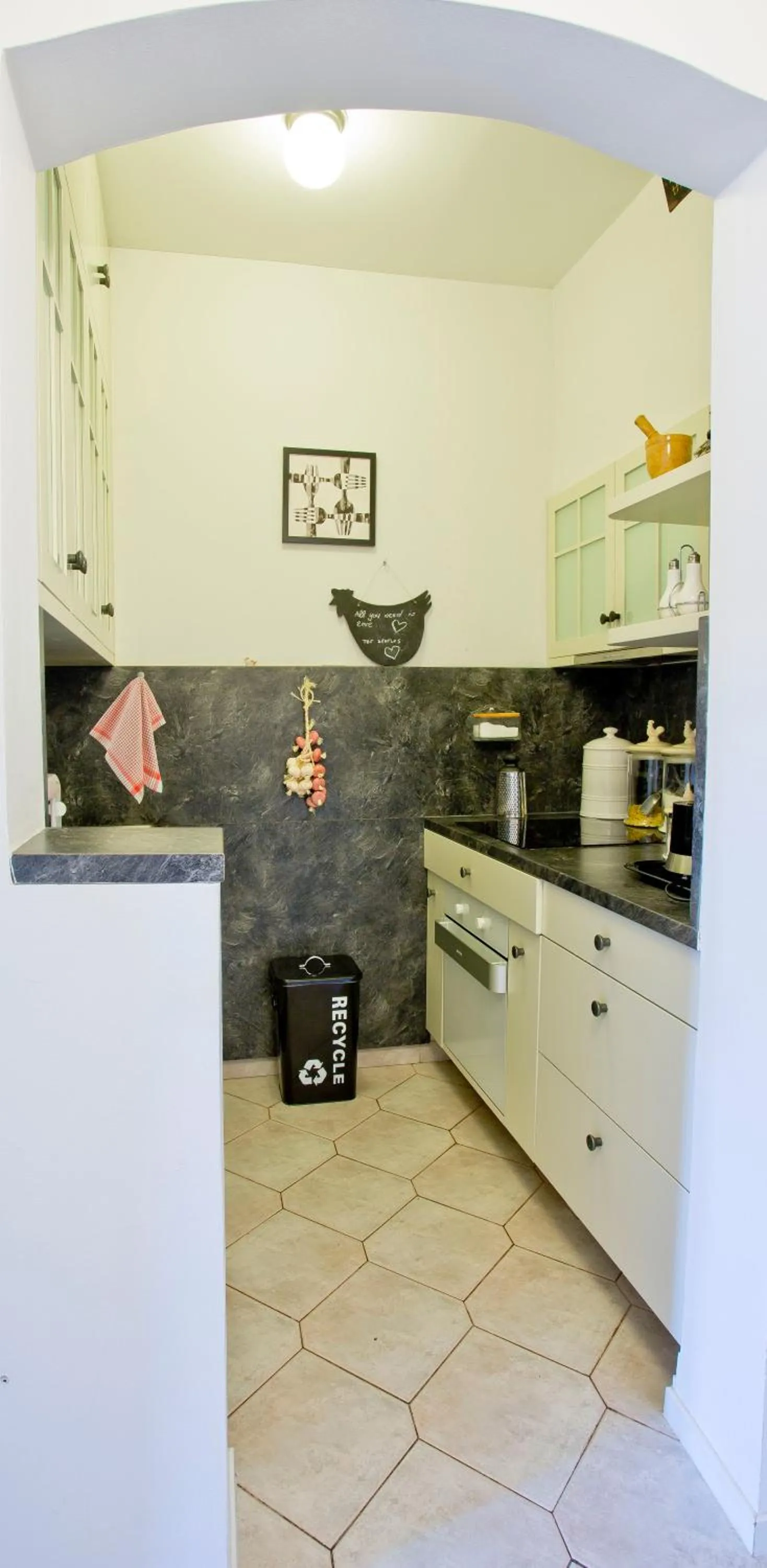 Kitchen or kitchenette in Rooms Zagreb 17