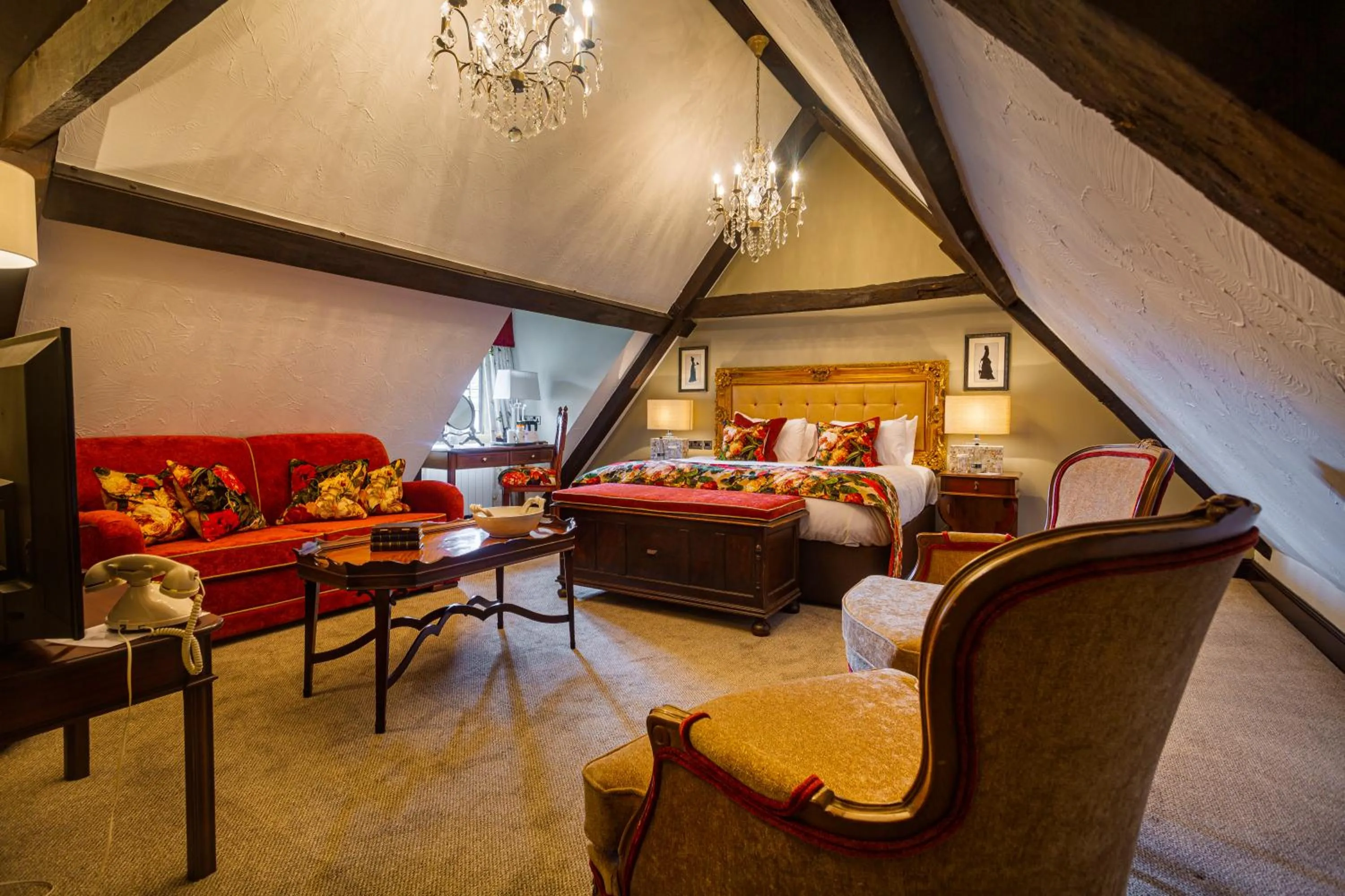 Seating area, Bed in The Bell Inn, Stilton, Cambridgeshire - The Coaching Inn Group