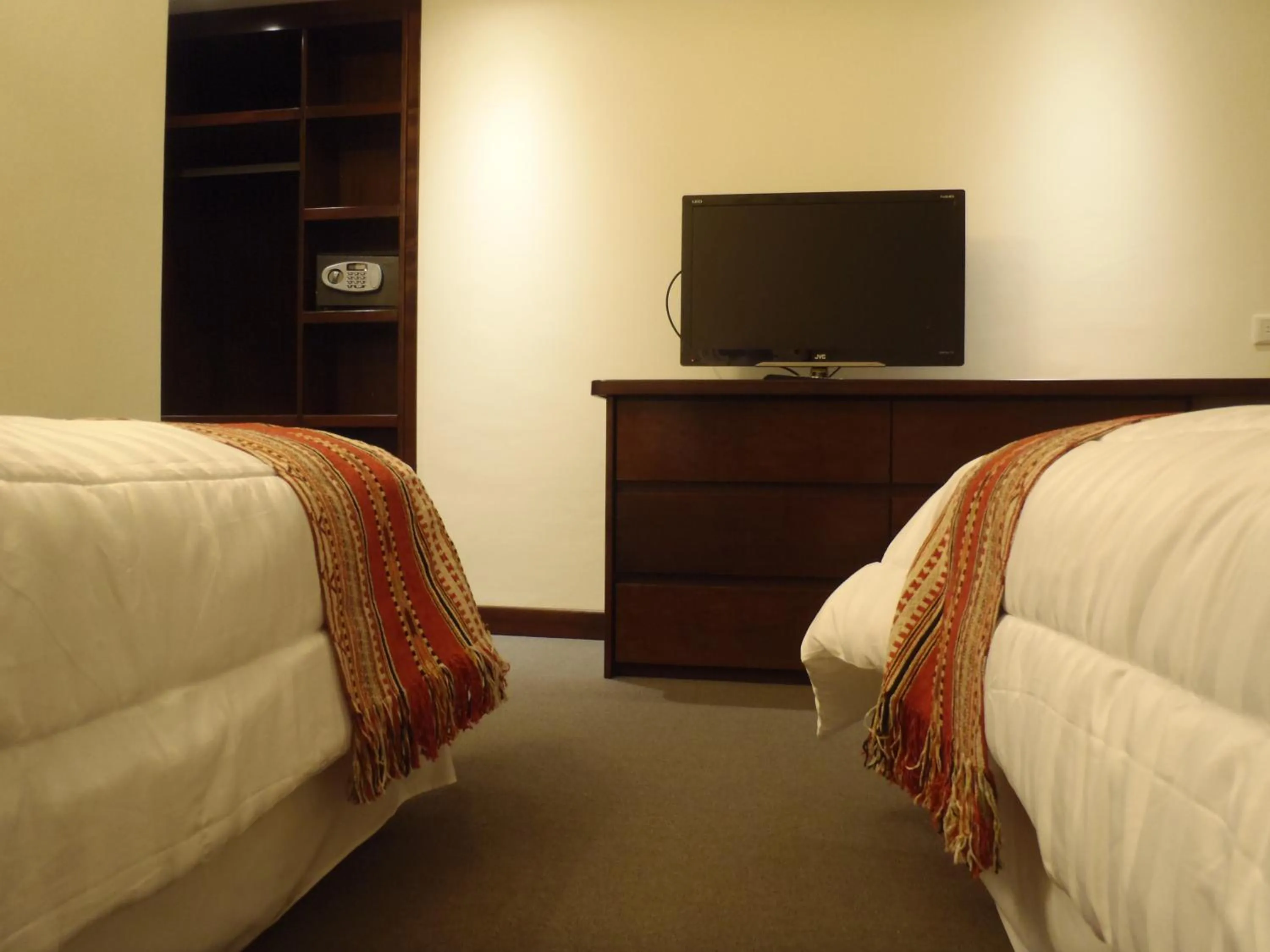 Bedroom, Bed in Hotel Cottbus