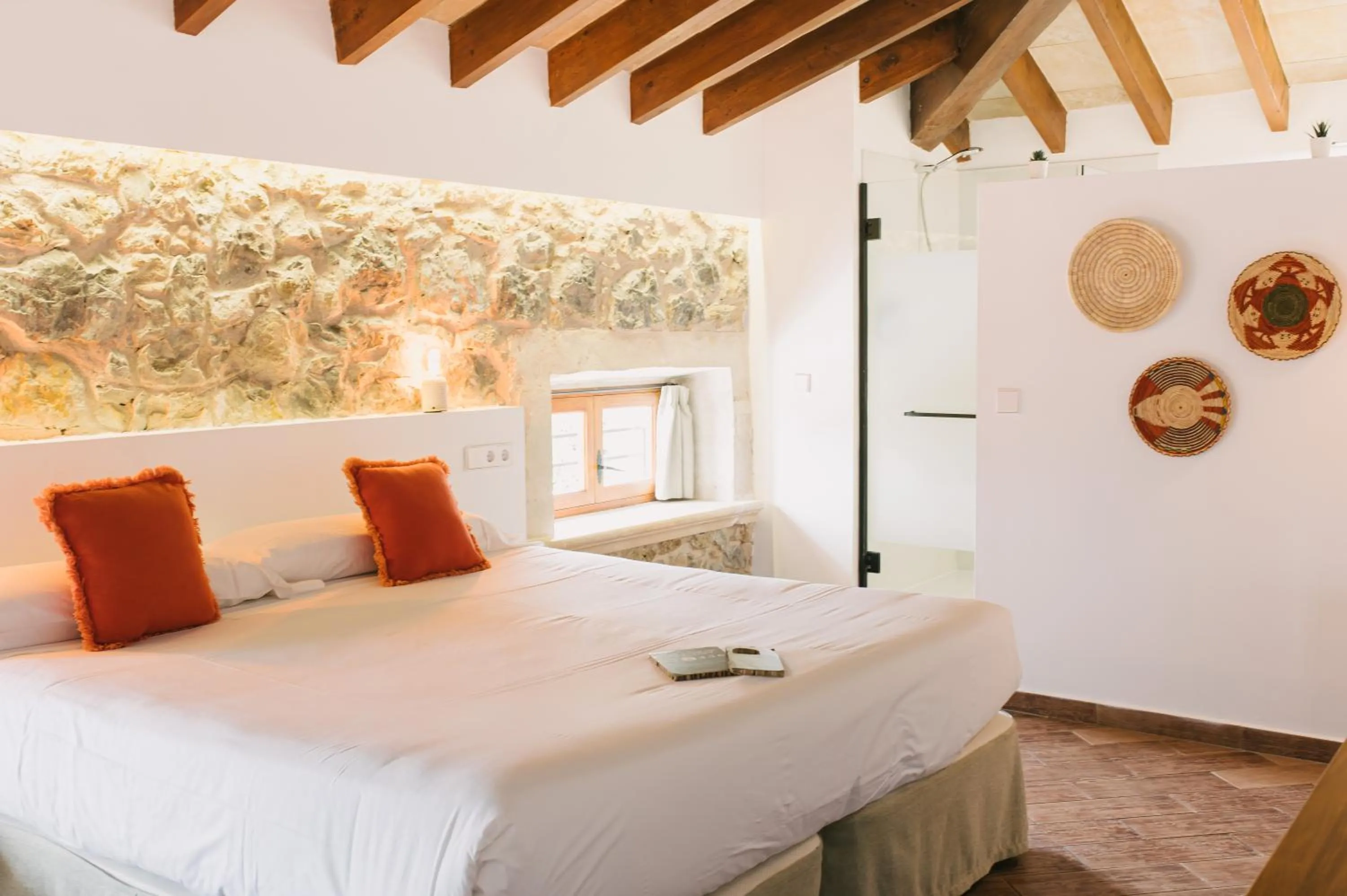 Bed in Curolla Petit Hotel