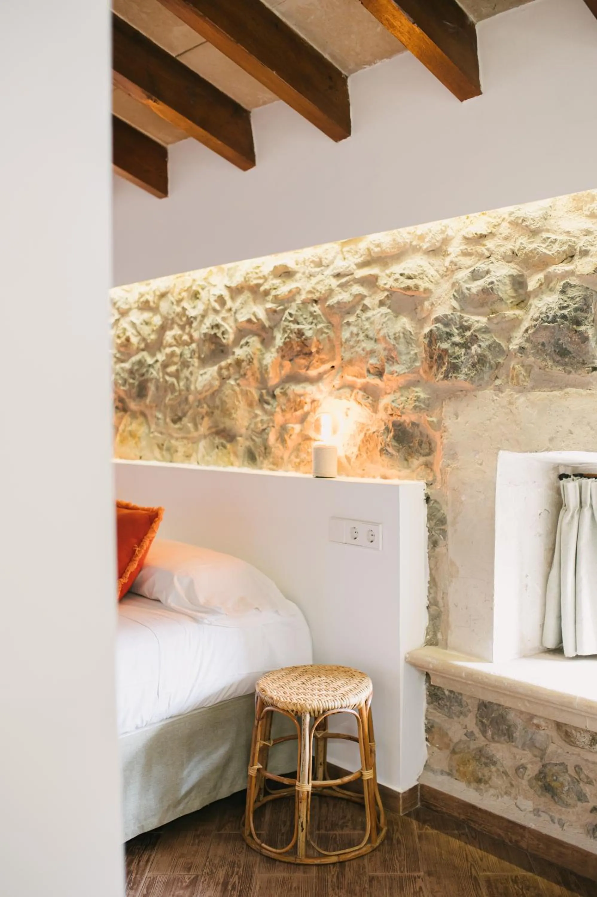 Bed in Curolla Petit Hotel